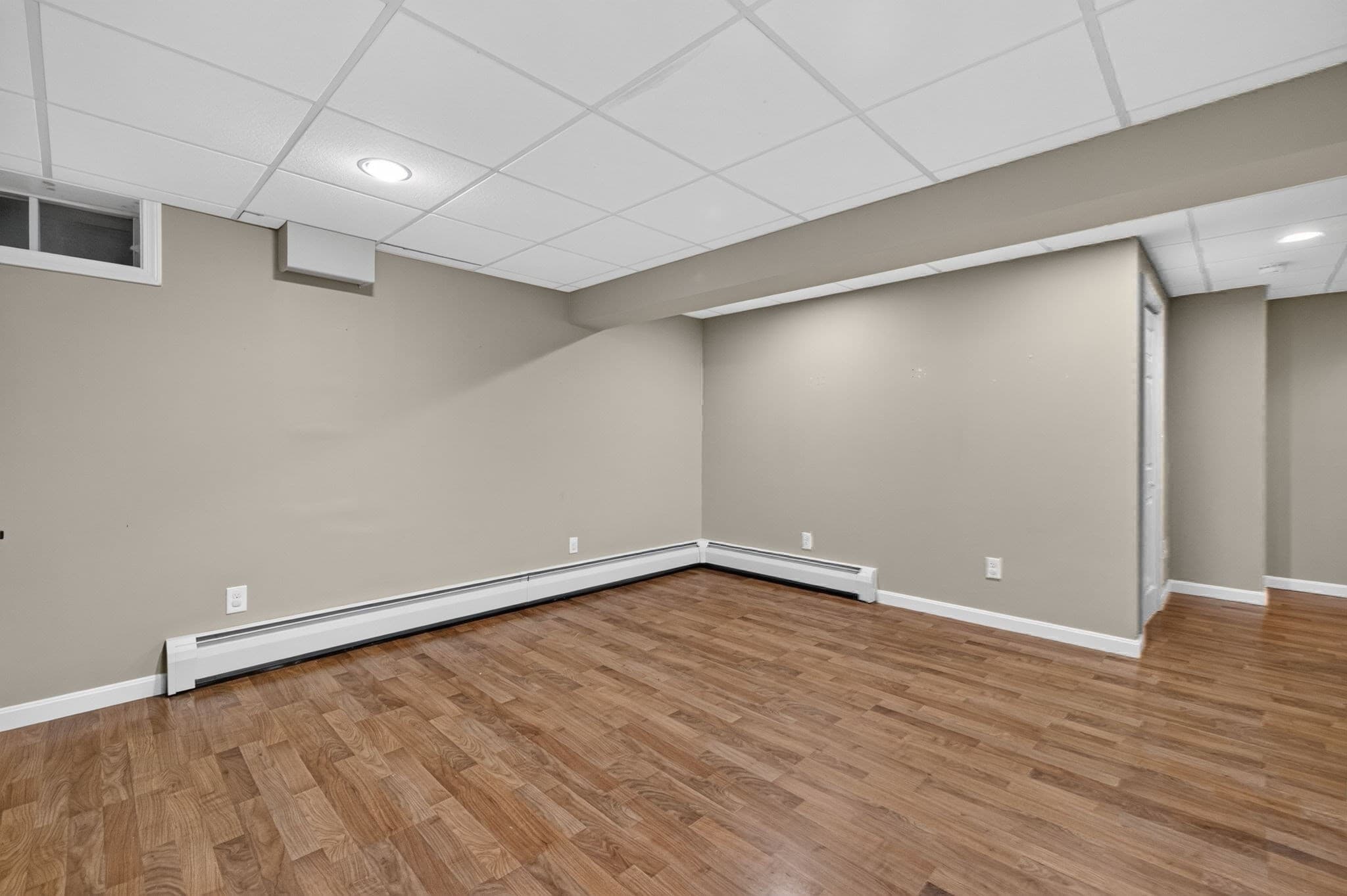 Single Family Residence at 45 Metacomet Ave, Taunton MA 02718, Taunton, photo 34 of 42