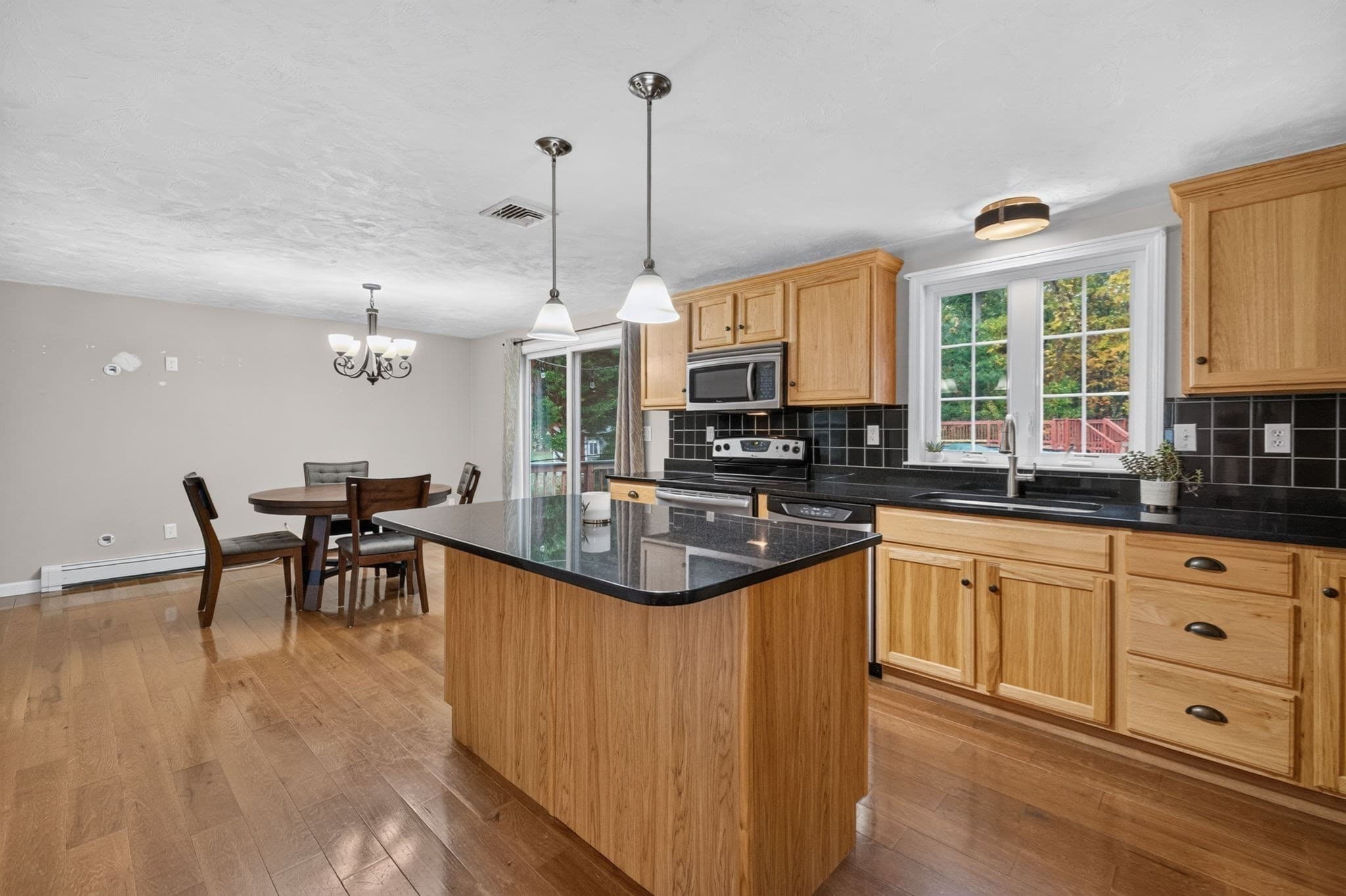 Single Family Residence at 45 Metacomet Ave, Taunton MA 02718, Taunton, photo 10 of 42