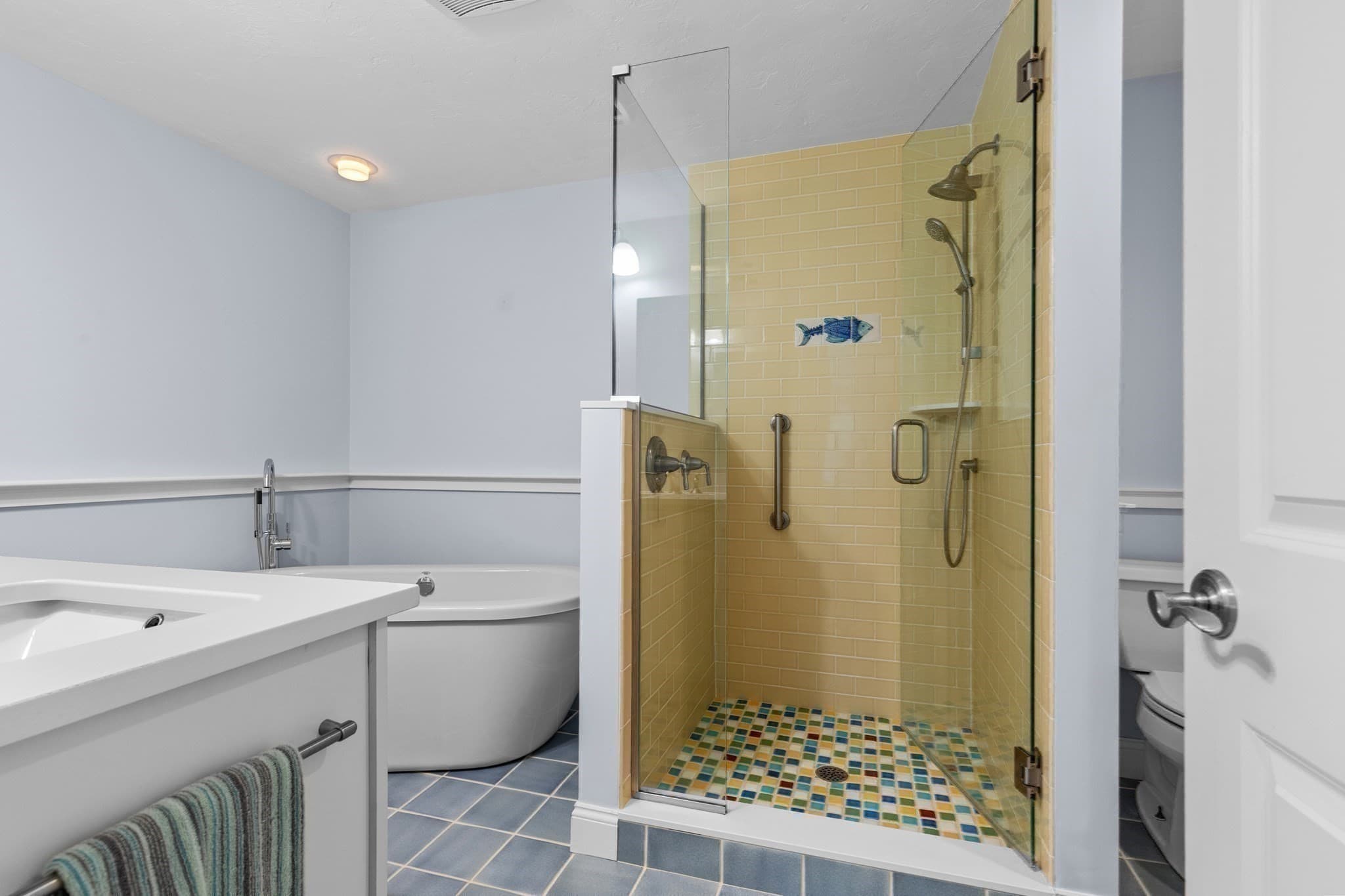Condominium at 12 Kates Glen # 12, Plymouth MA 02360, photo 12 of 35