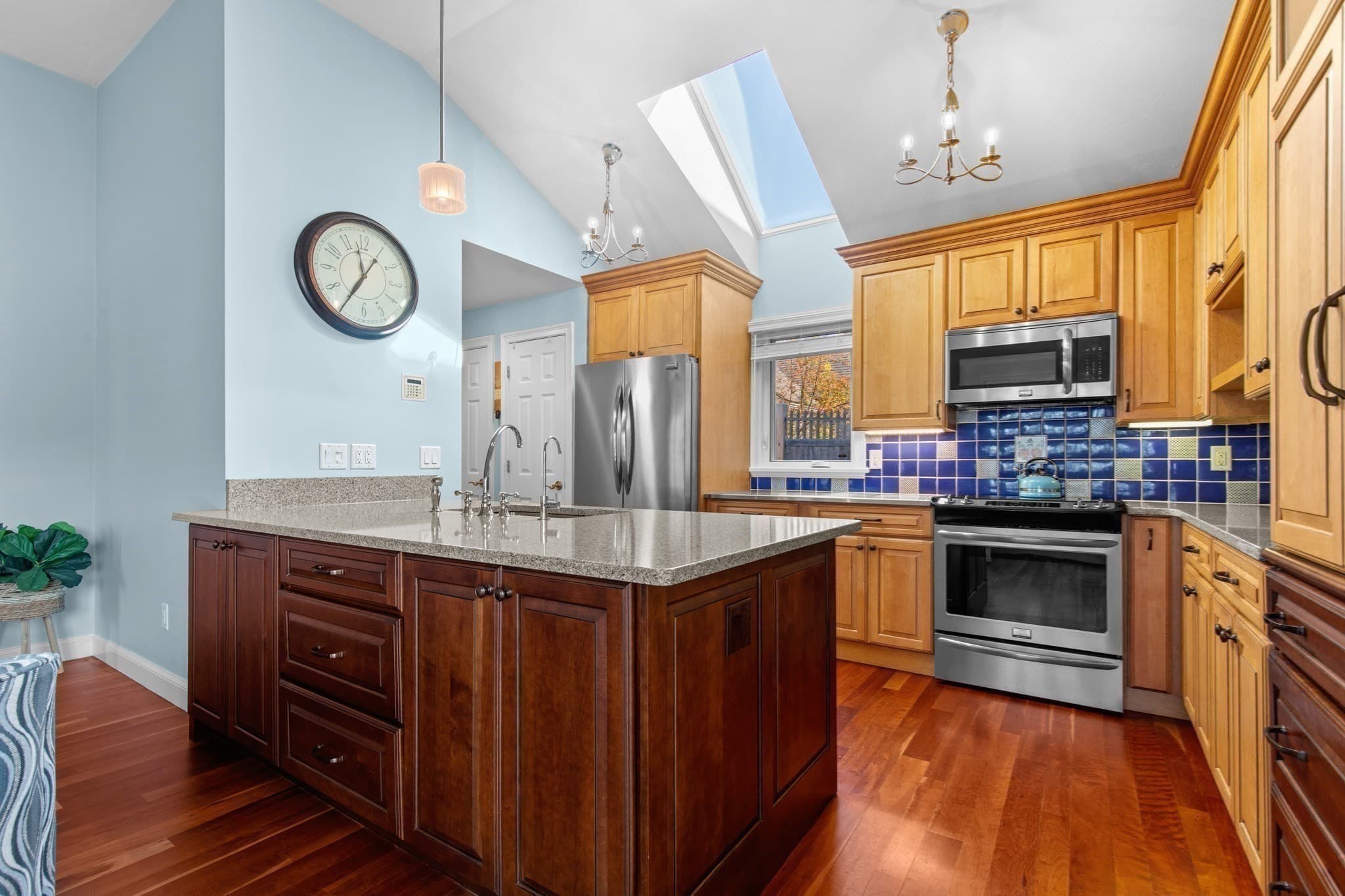 Condominium at 12 Kates Glen # 12, Plymouth MA 02360, photo 5 of 35