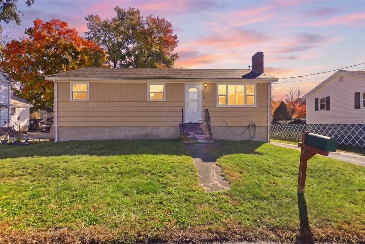 Single Family Residence at 13 Horton St, Taunton MA 02780, photo 2 of 33