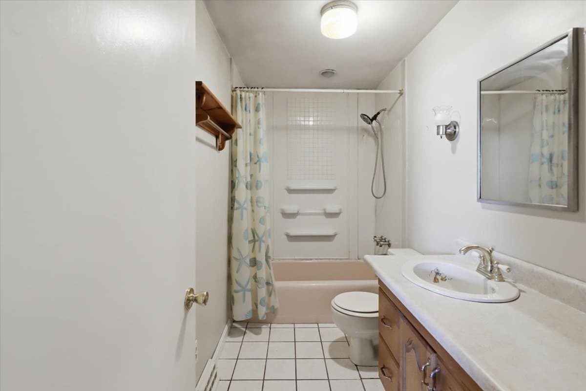 Single Family Residence at 13 Horton St, Taunton MA 02780, photo 20 of 33