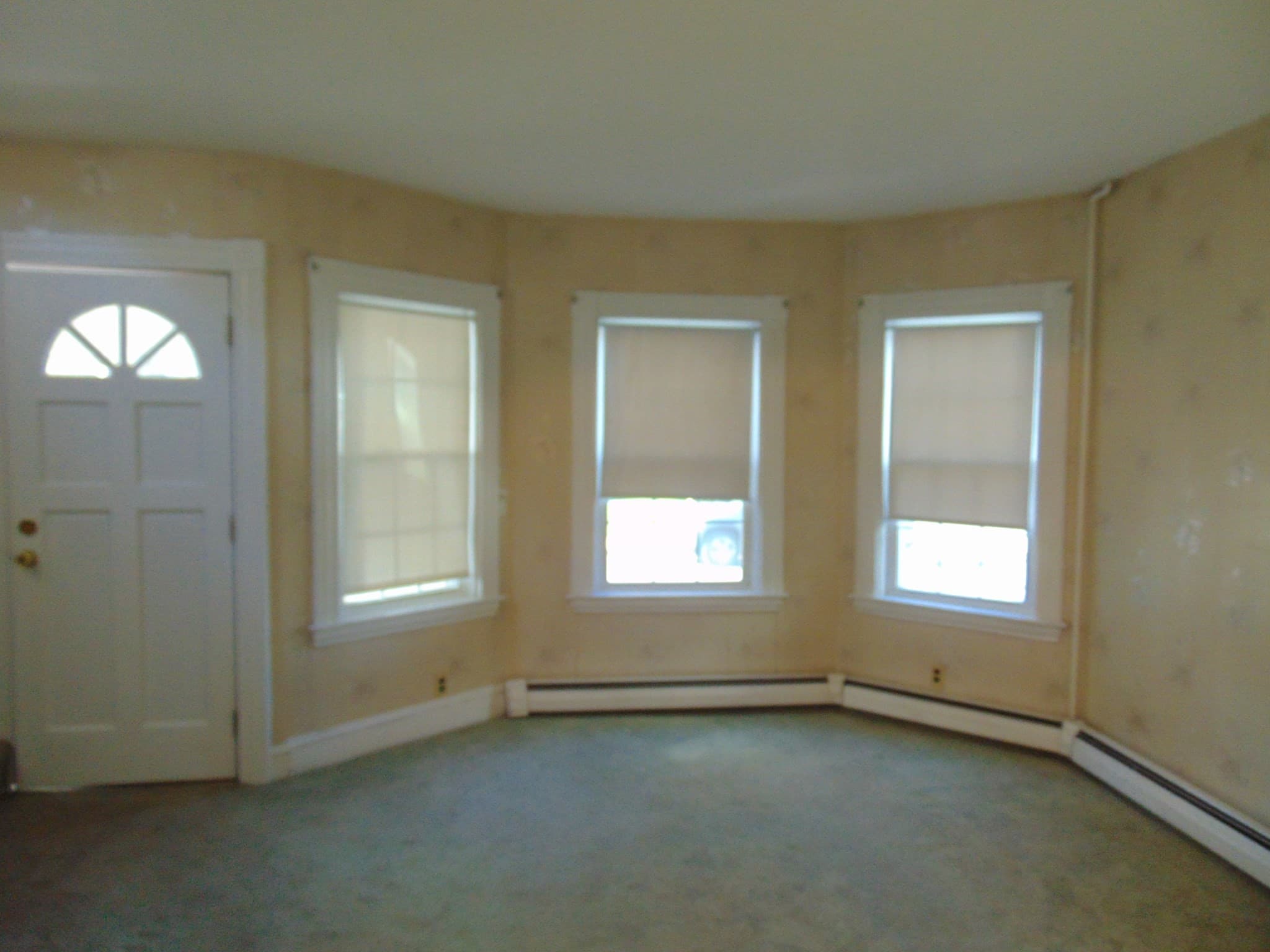 Single Family Residence at 260 Newbury Ave, Quincy MA 02171, photo 11 of 17