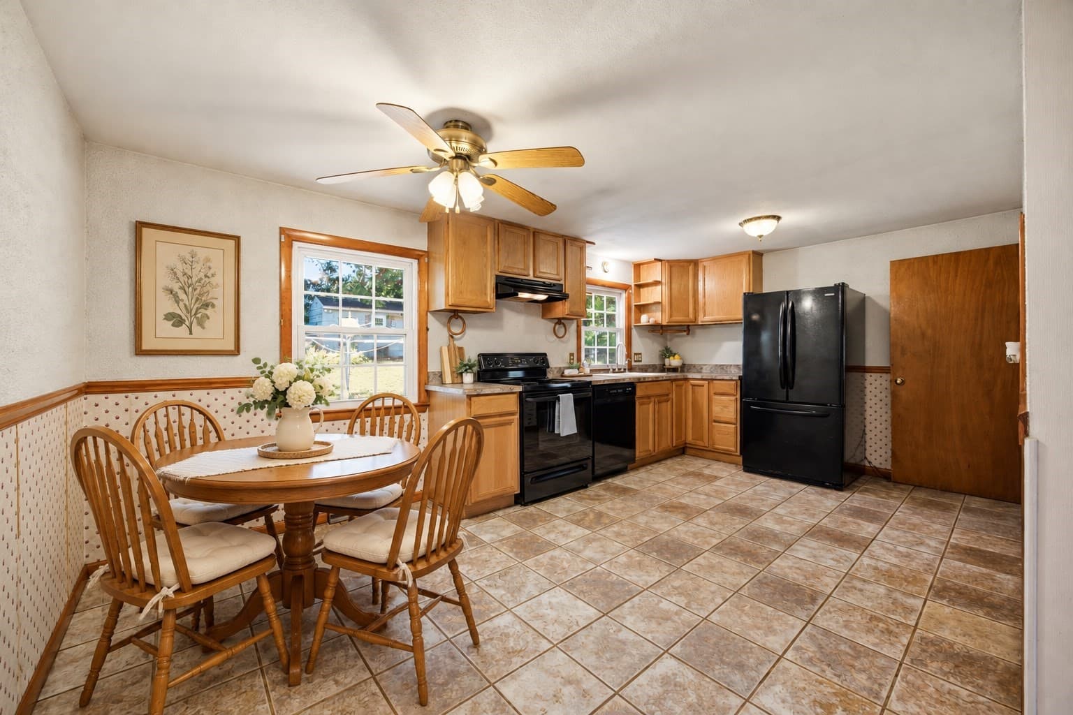 Single Family Residence at 20 Deerfield Dr, Northampton MA 01062, photo 16 of 42