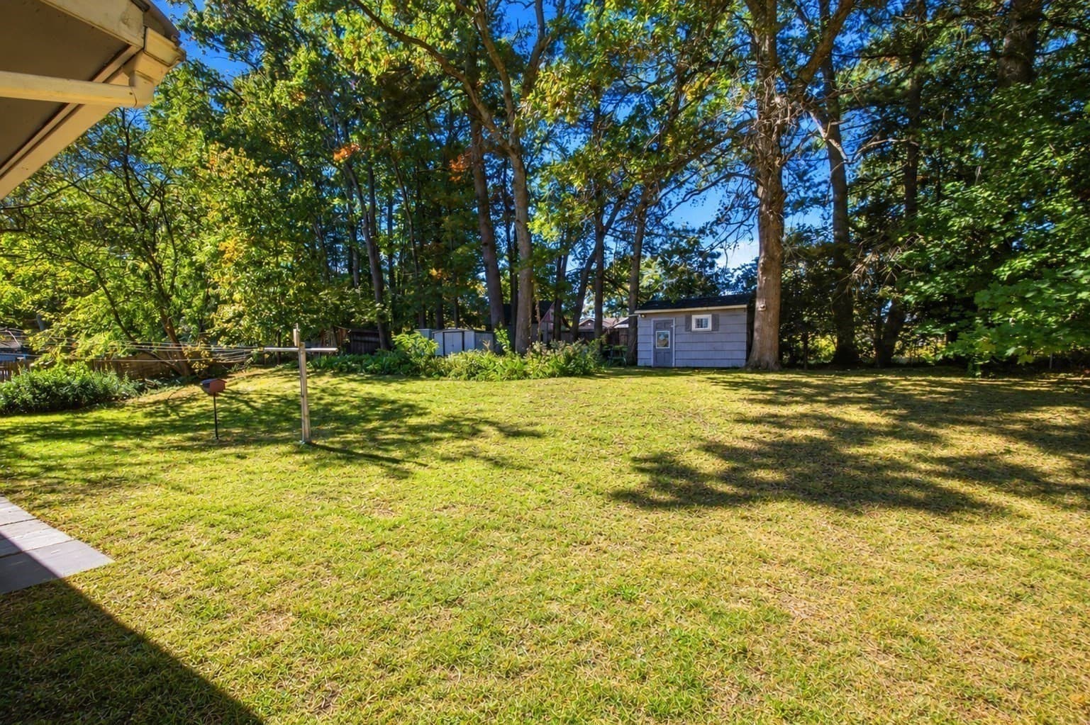 Single Family Residence at 20 Deerfield Dr, Northampton MA 01062, photo 3 of 42