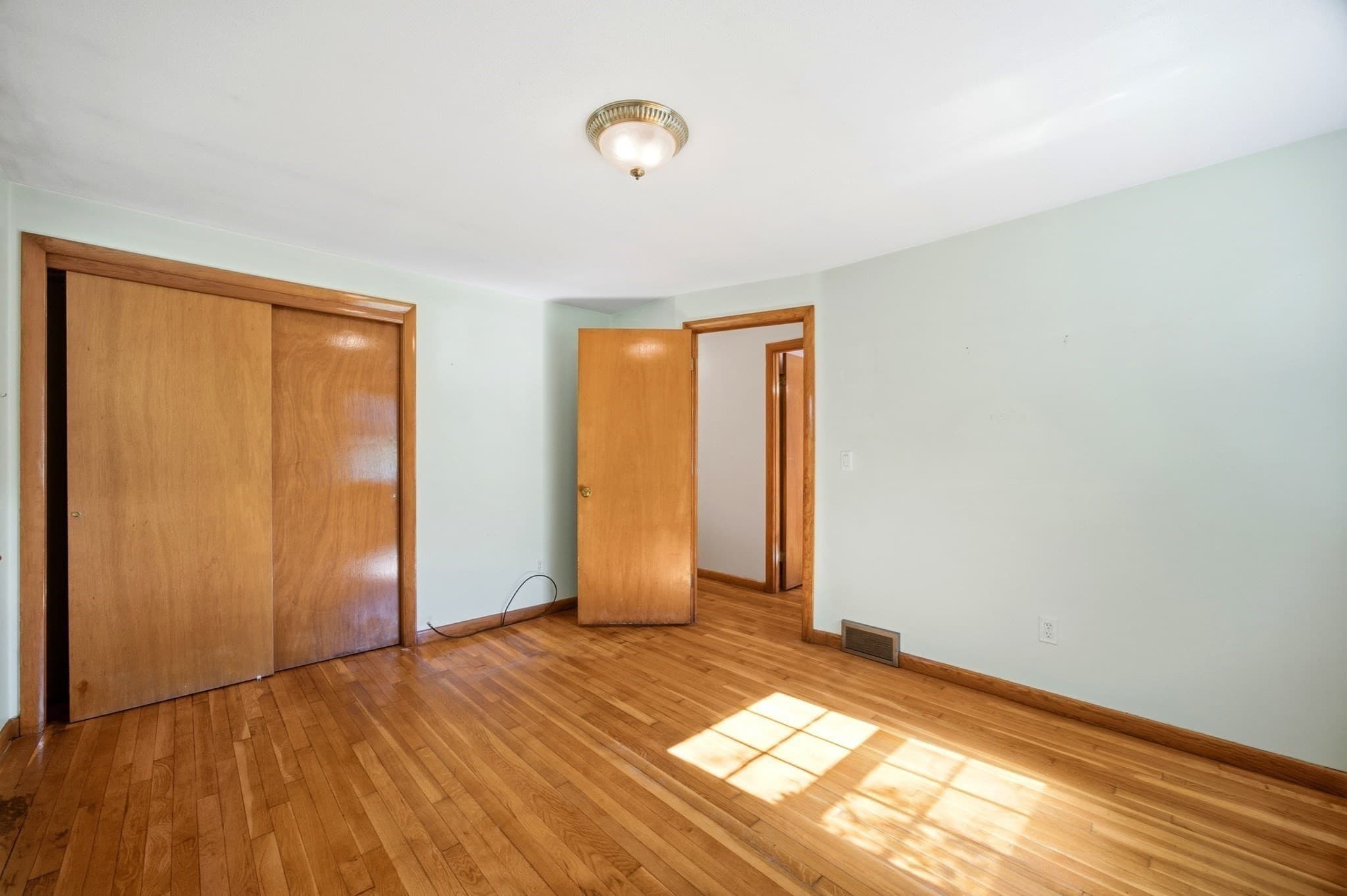 Single Family Residence at 20 Deerfield Dr, Northampton MA 01062, photo 31 of 42