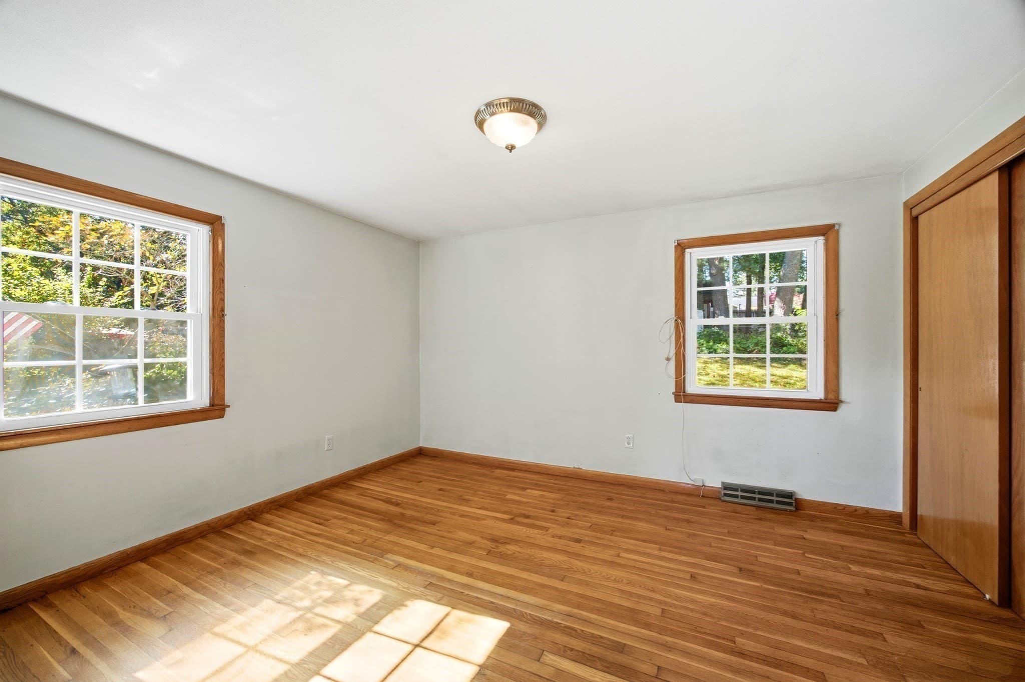 Single Family Residence at 20 Deerfield Dr, Northampton MA 01062, photo 29 of 42