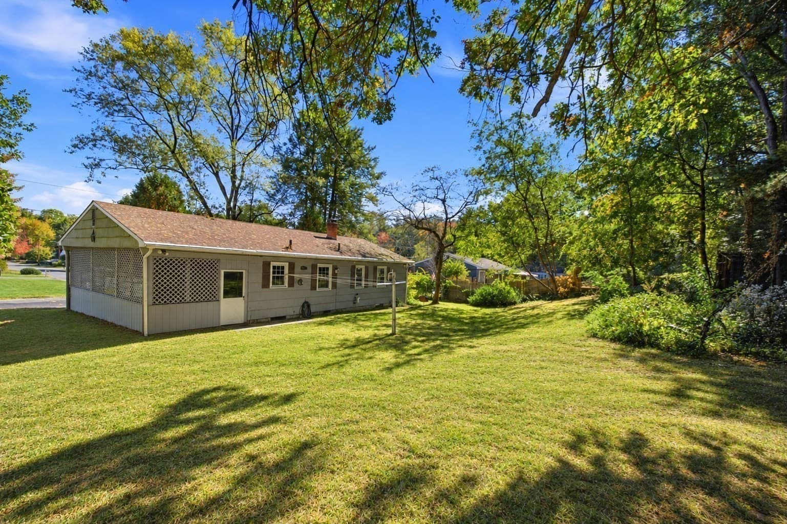 Single Family Residence at 20 Deerfield Dr, Northampton MA 01062, photo 4 of 42