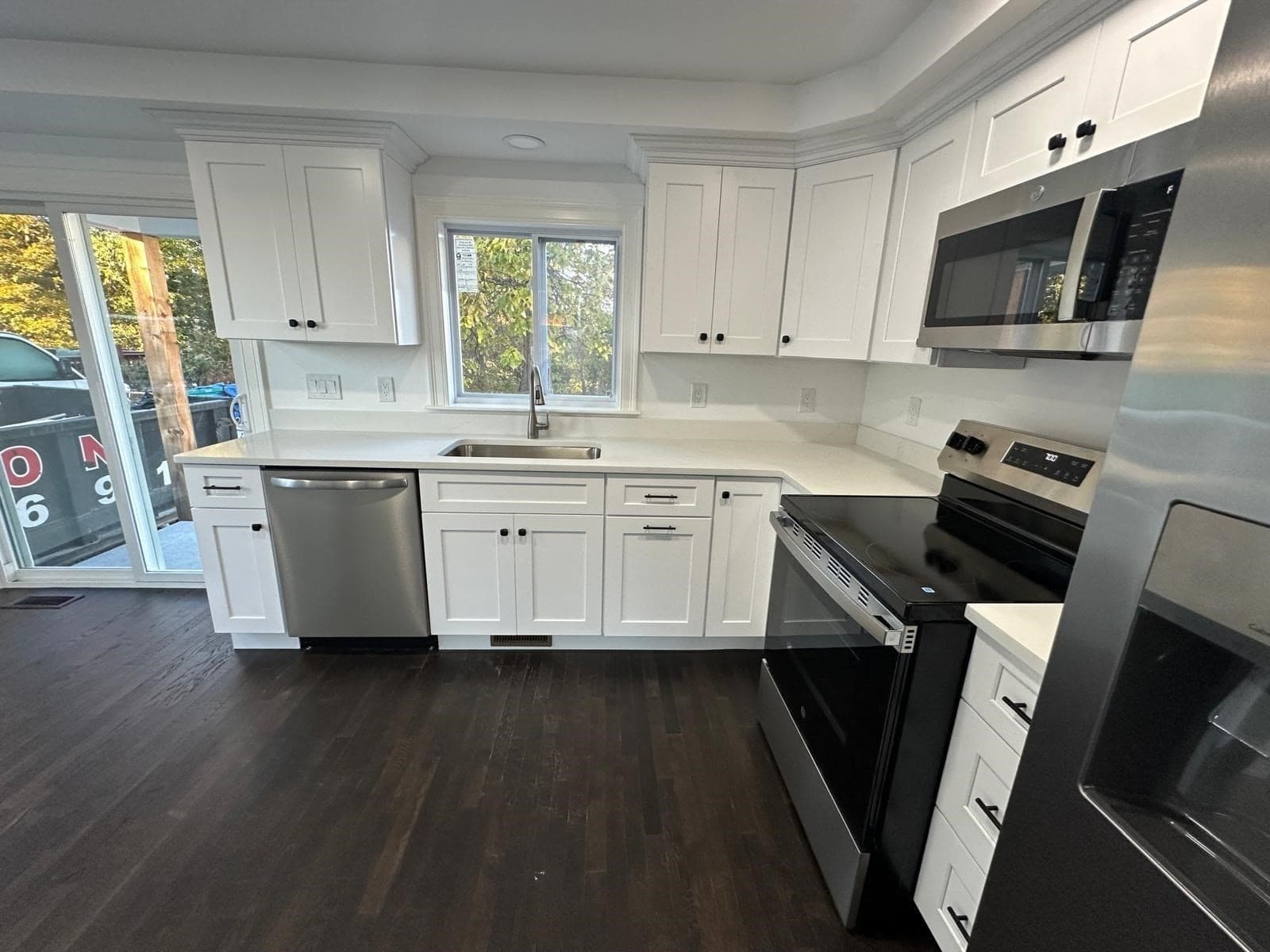 Single Family Residence at 8 Thompson Rd, Webster MA 01570, photo 13 of 42