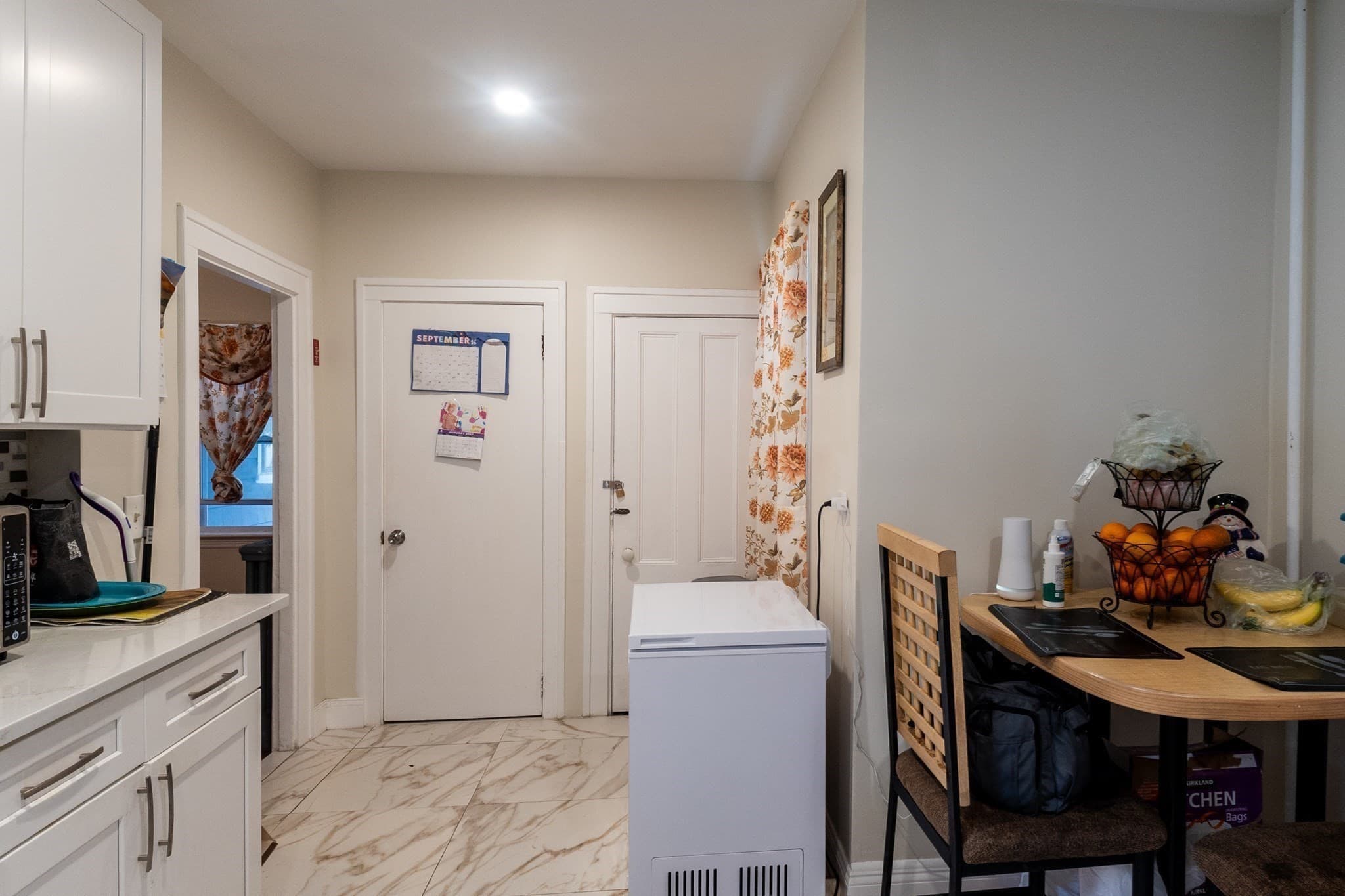 Single Family Residence at 35 Peck St, Attleboro MA 02703, photo 5 of 27