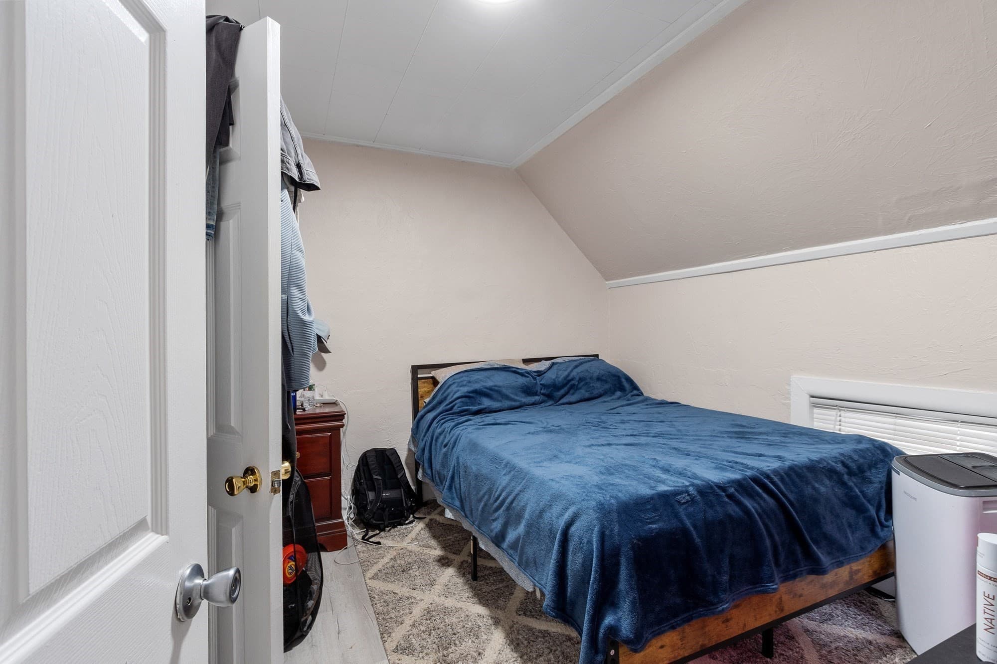 3 Family at 537 Park Avenue, Worcester MA 01602, photo 18 of 31