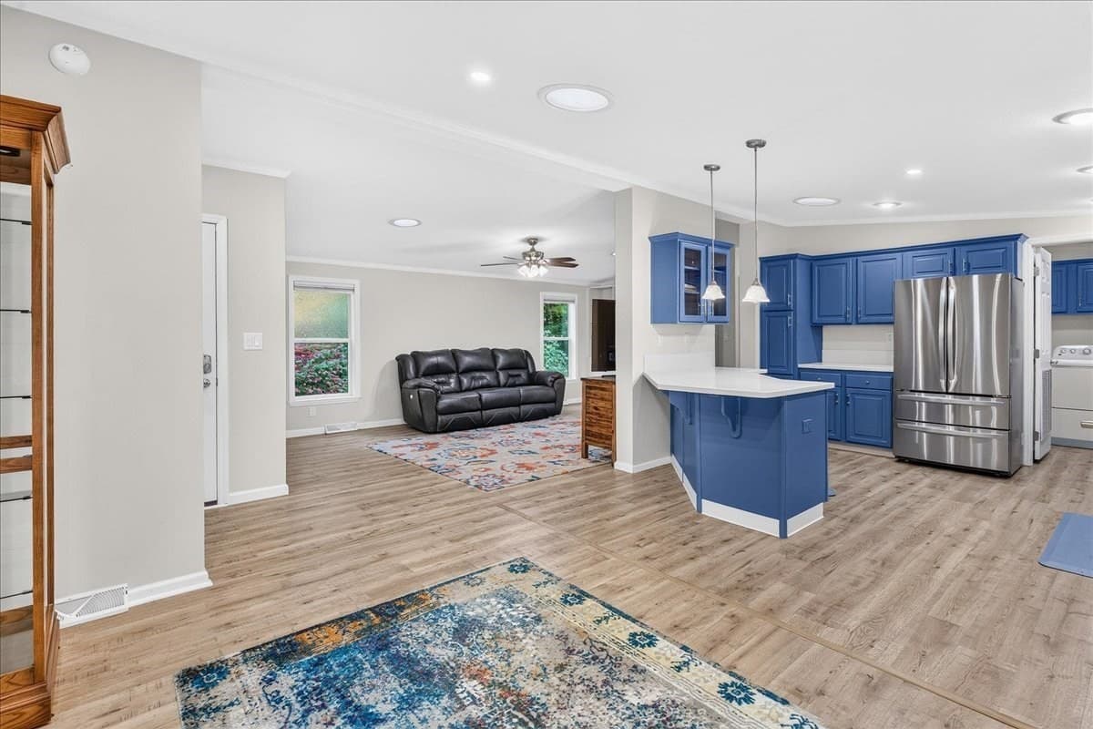 Mobile Home at 18-4 South Meadow Village, Carver MA 02330, photo 13 of 38