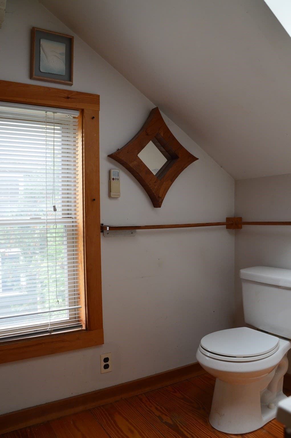 4 Family at 55 Gaylord Street, Chicopee MA 01013, photo 17 of 35