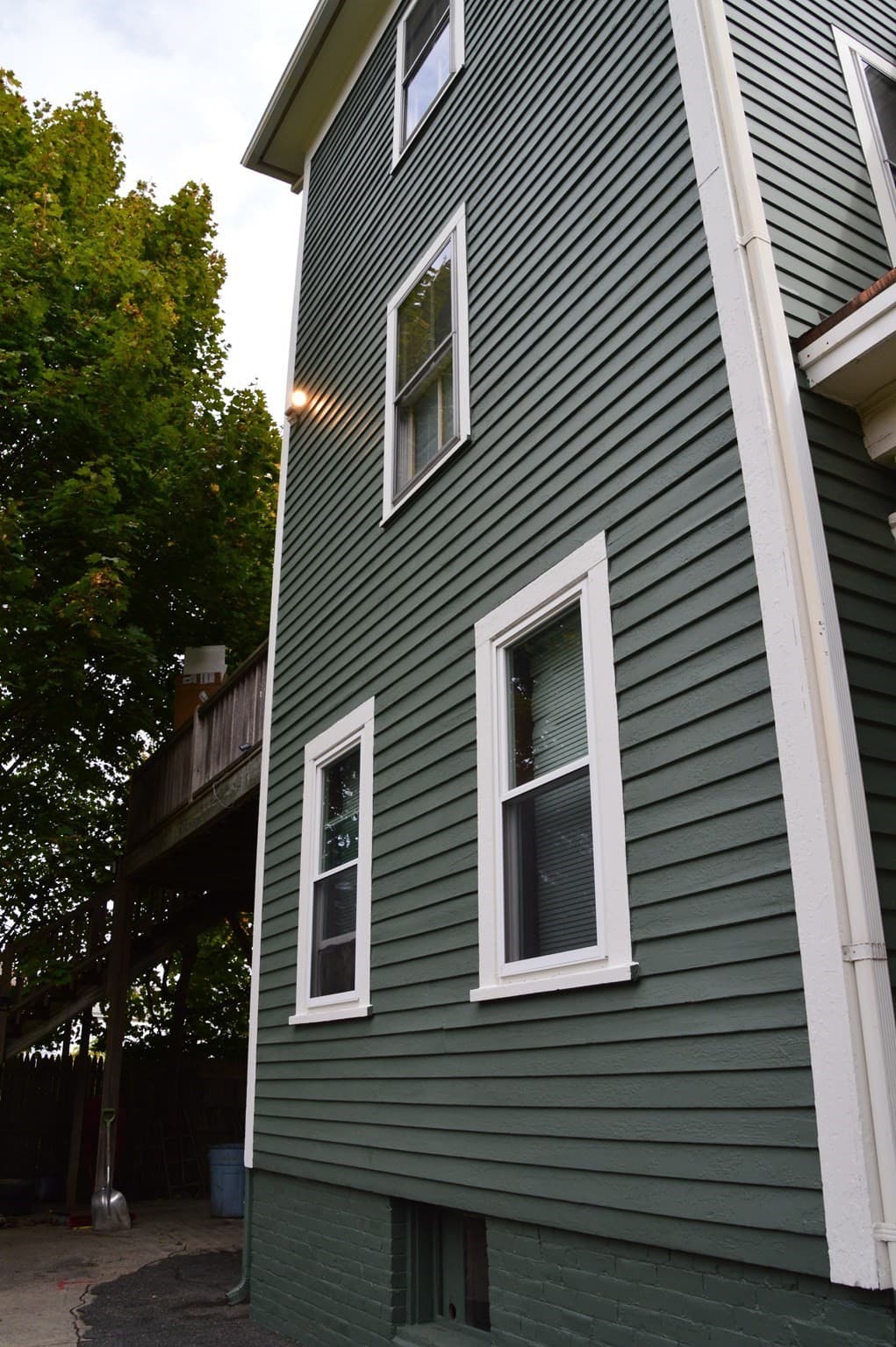 4 Family at 55 Gaylord Street, Chicopee MA 01013, photo 20 of 35