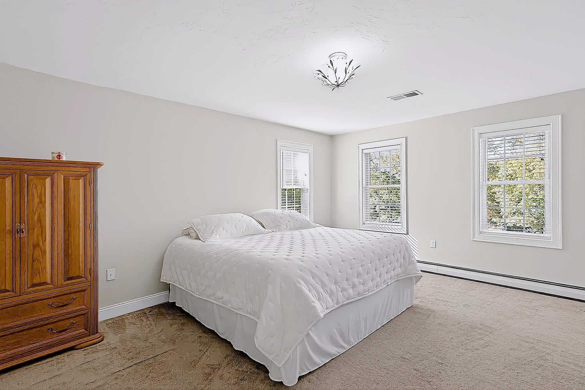Single Family Residence at 115 Northridge Dr, East Bridgewater MA 02333, photo 12 of 23