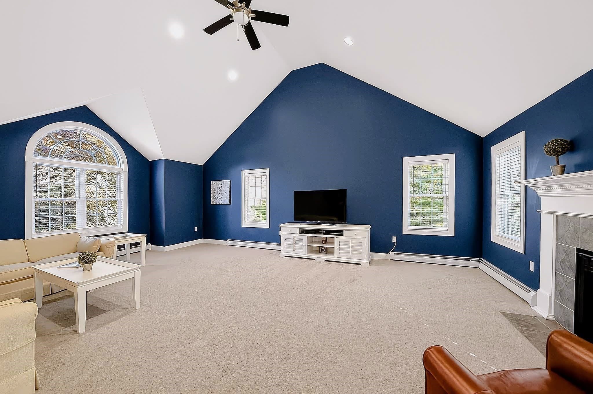 Single Family Residence at 115 Northridge Dr, East Bridgewater MA 02333, photo 8 of 23
