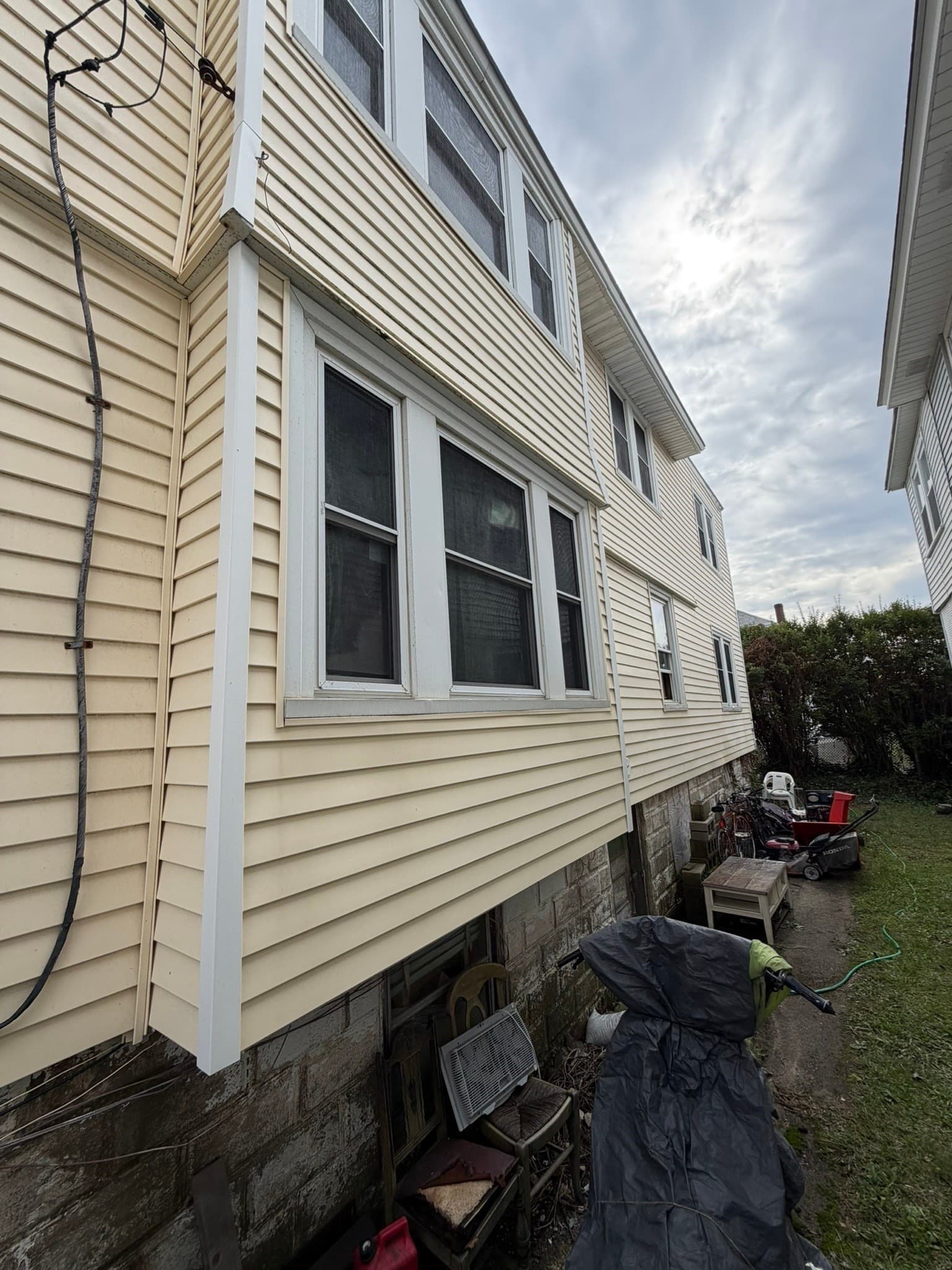 Multi Family at 70 J St, Hull MA 02045, photo 3 of 16