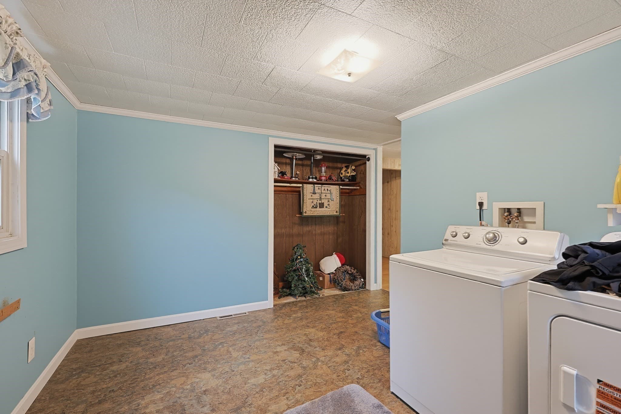 Single Family Residence at 1030 County Street, Attleboro MA 02703, photo 30 of 42