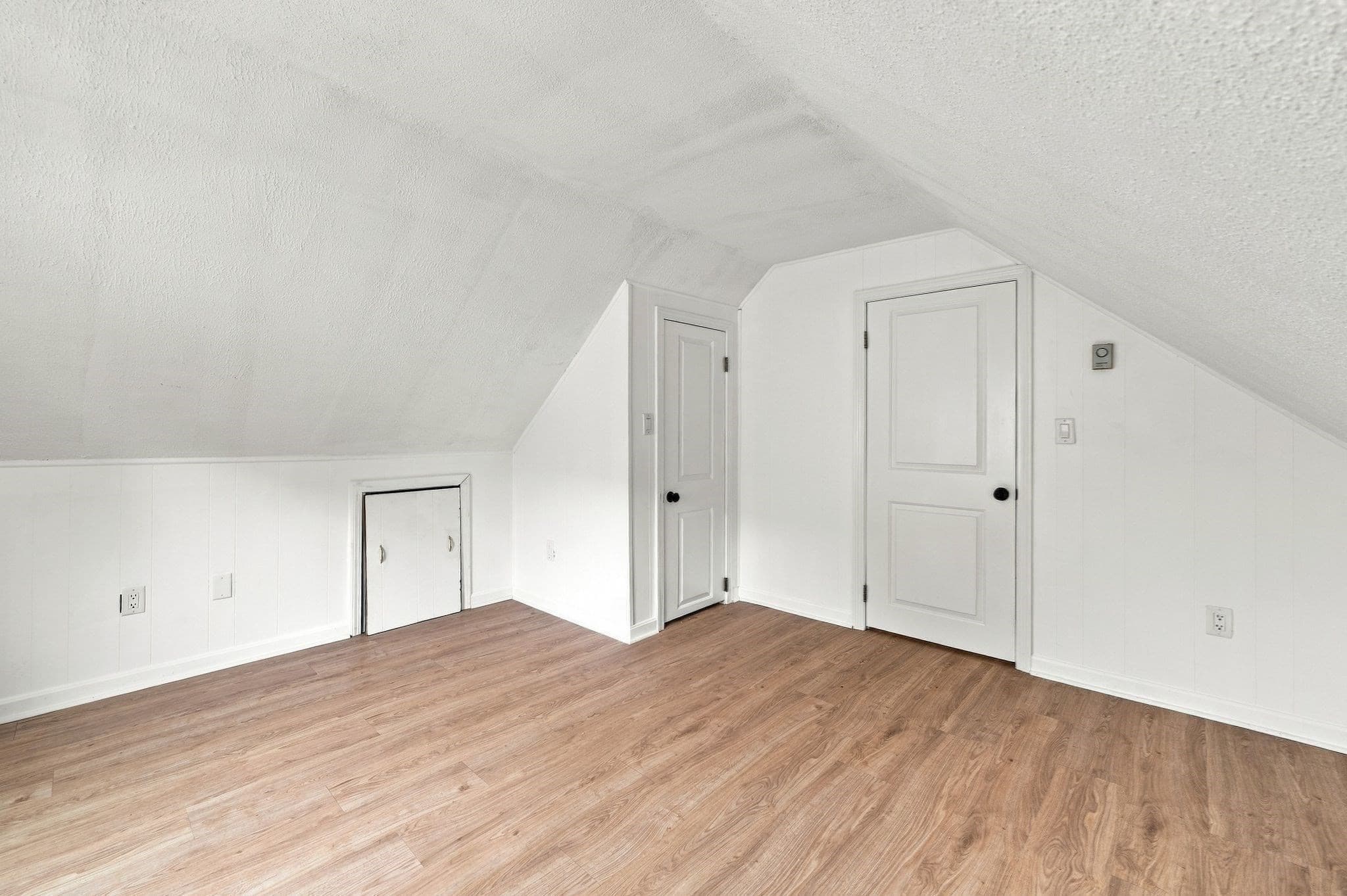 Single Family Residence at 6 Norfolk Ave, Peabody MA 01960, photo 28 of 42