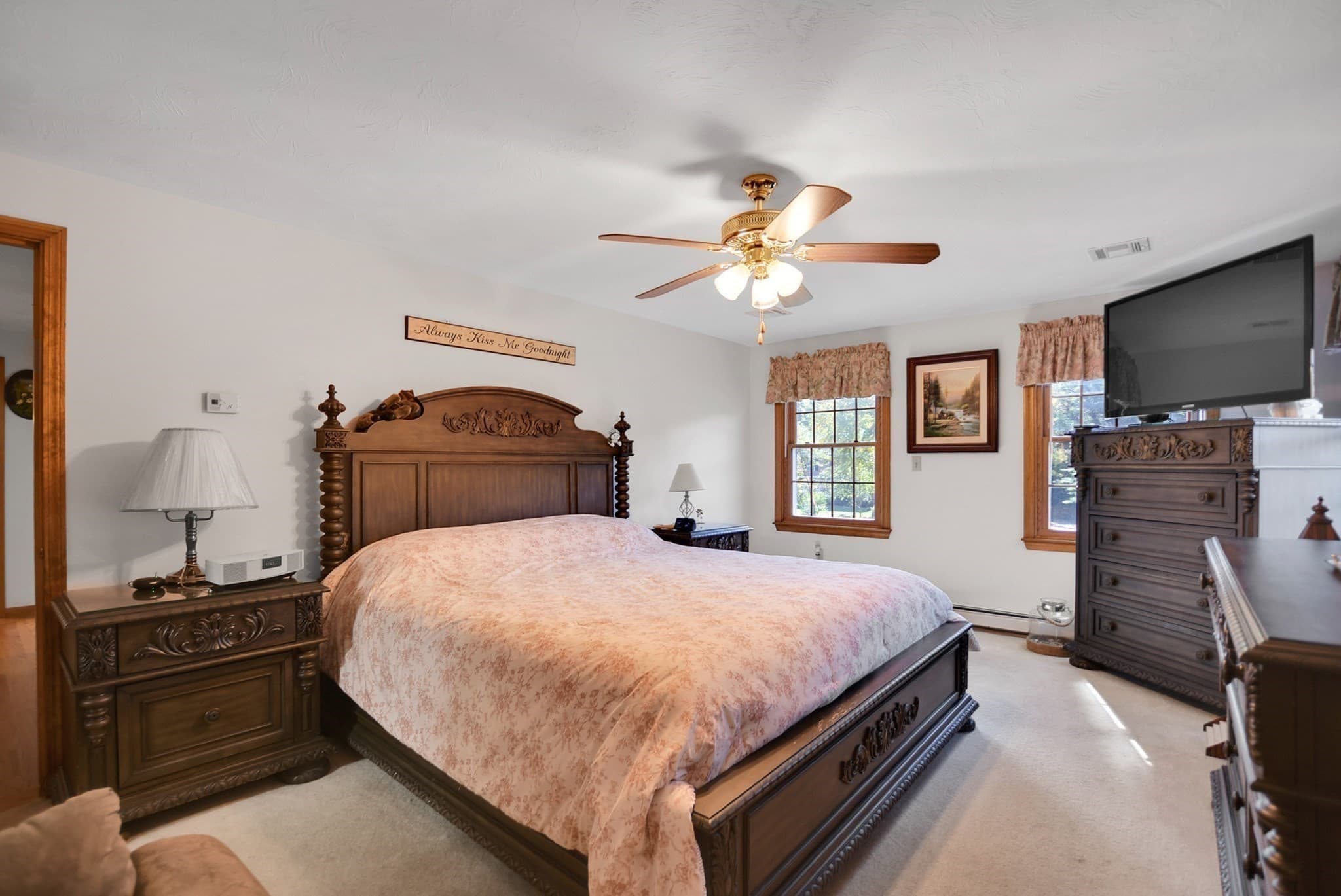 Single Family Residence at 3 Natalie Cir, Franklin MA 02038, photo 18 of 42