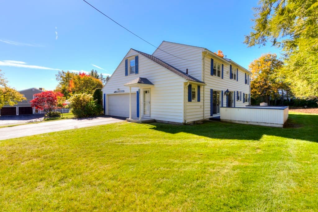 Single Family Residence at 20 Dubiel Dr, Worcester MA 01609, photo 40 of 41