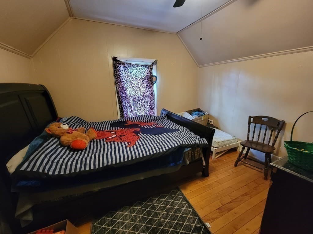 4 Family at 933 Warren Ave, Brockton MA 02301, photo 11 of 15