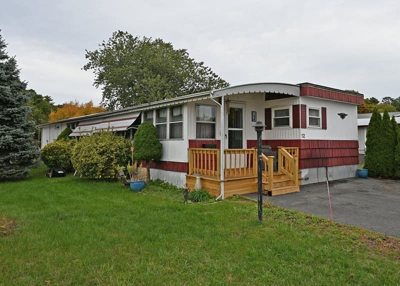 12 Madeline Street, Wareham MA 02538