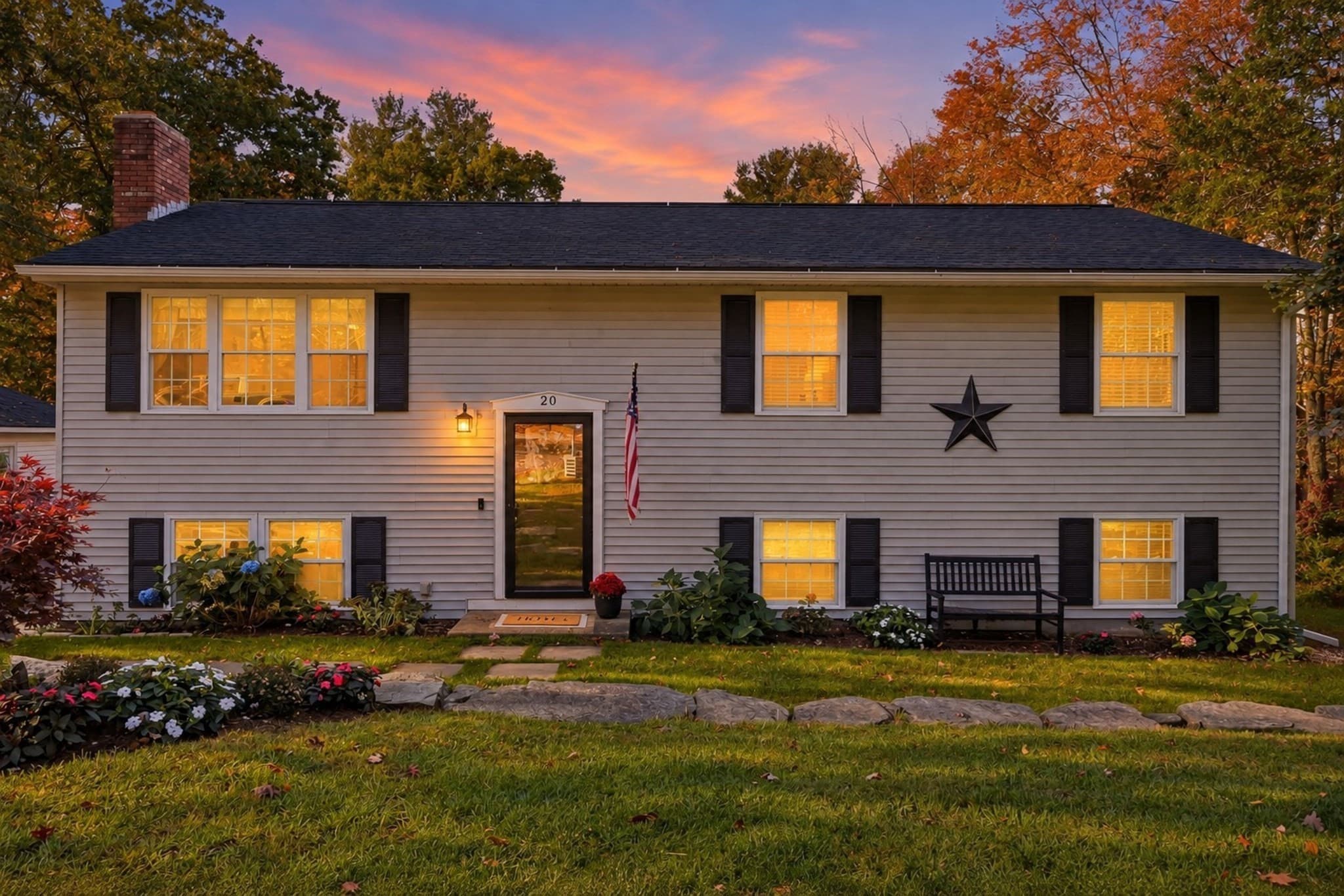Single Family Residence at 20 Pierce Rd, Sutton MA 01590, photo 2 of 42