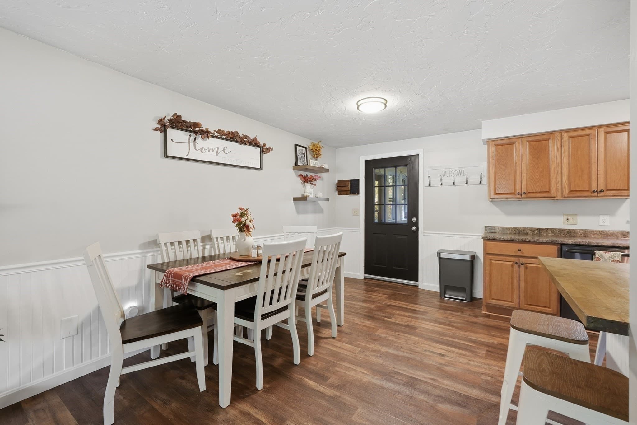 Single Family Residence at 20 Pierce Rd, Sutton MA 01590, photo 11 of 42