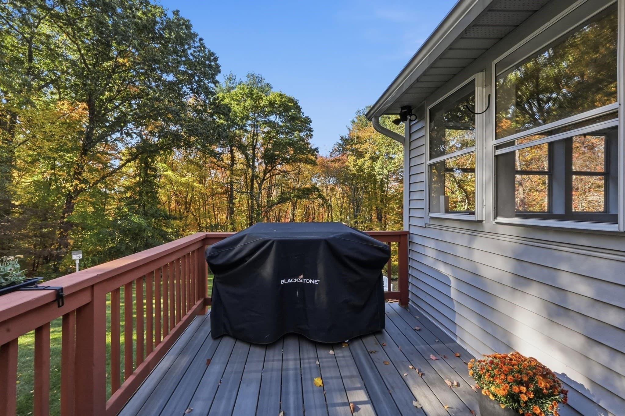 Single Family Residence at 20 Pierce Rd, Sutton MA 01590, photo 31 of 42