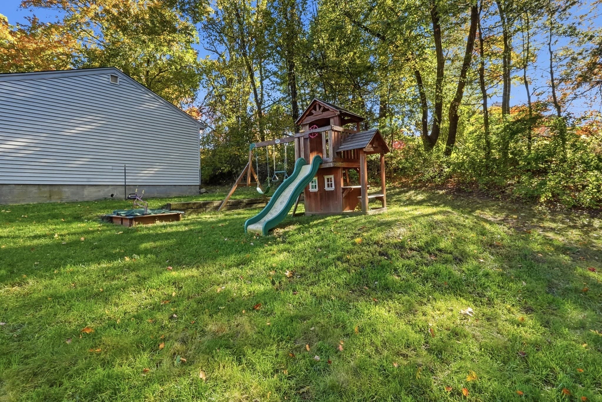 Single Family Residence at 20 Pierce Rd, Sutton MA 01590, photo 39 of 42