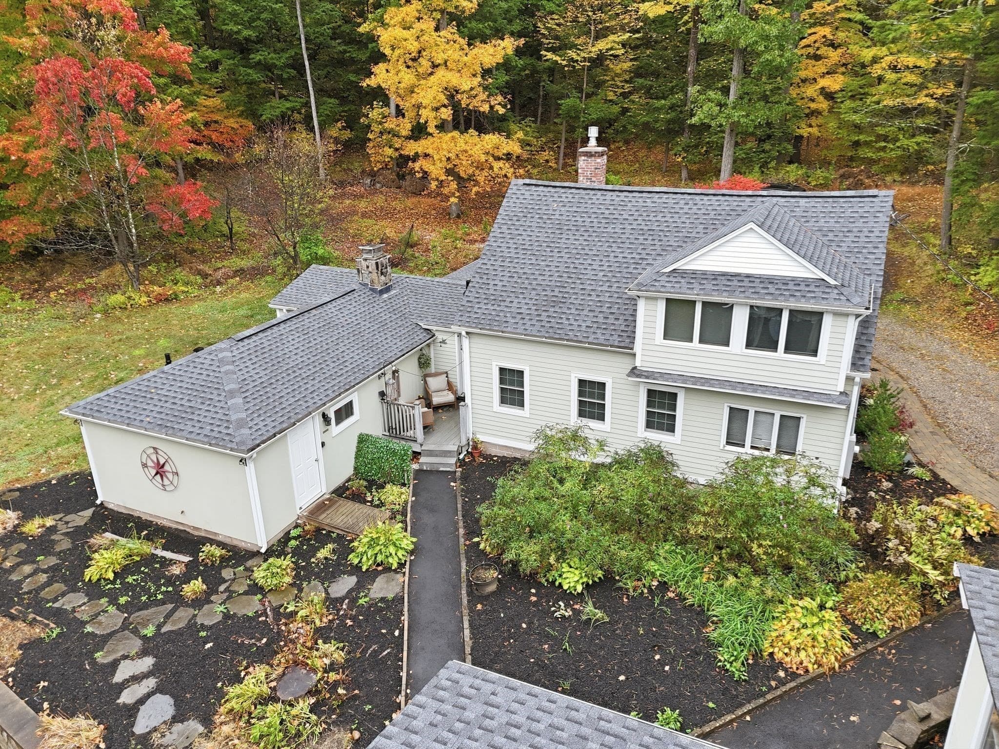 3 Family at 670 Amherst Rd, Granby MA 01033, photo 4 of 42