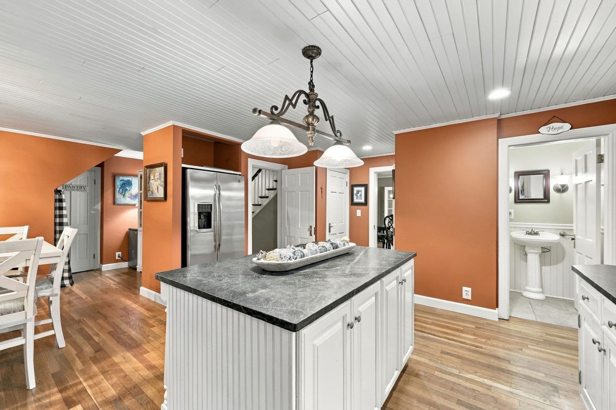 3 Family at 670 Amherst Rd, Granby MA 01033, photo 8 of 42