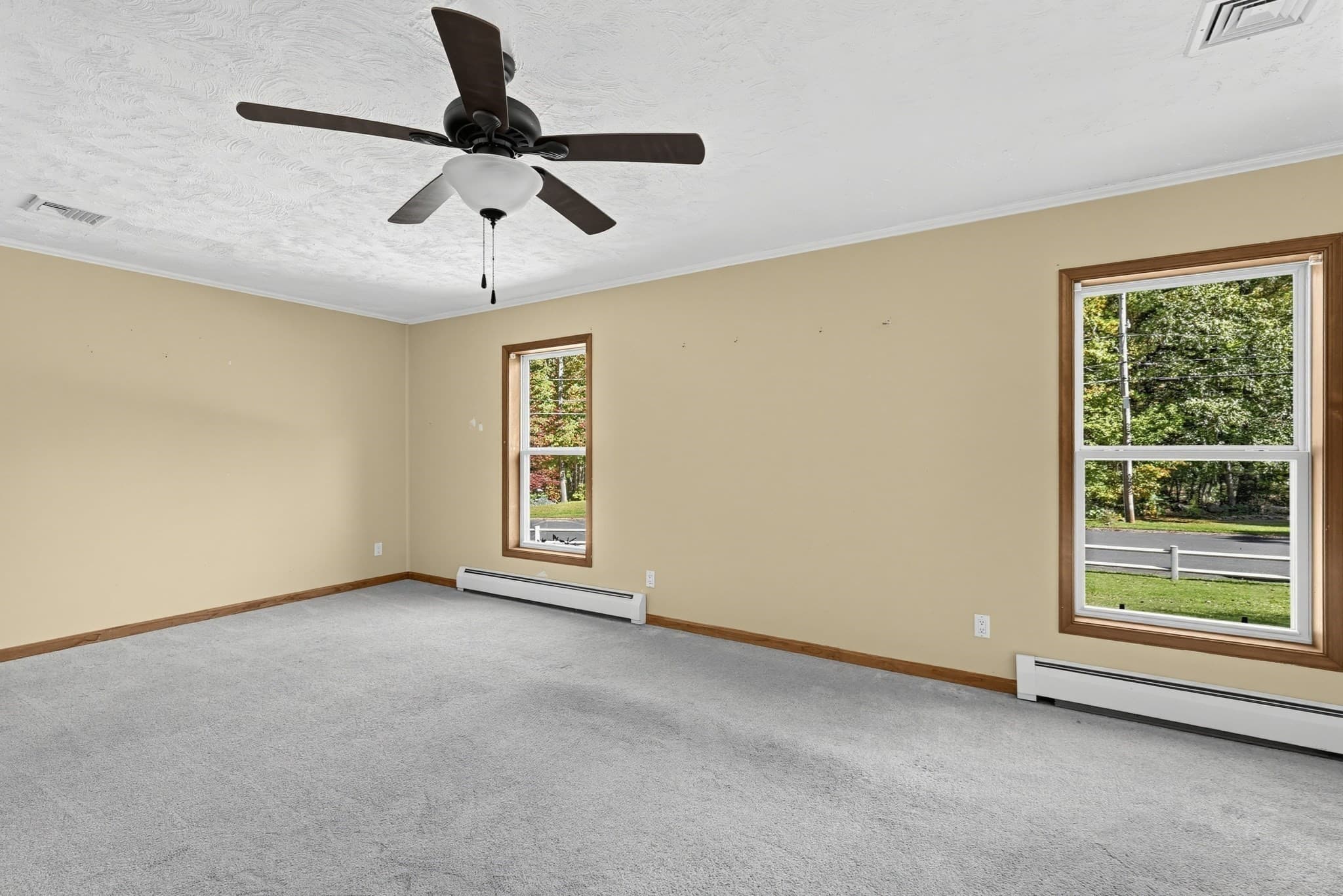 Single Family Residence at 305 Wren St, Taunton MA 02718, photo 14 of 39