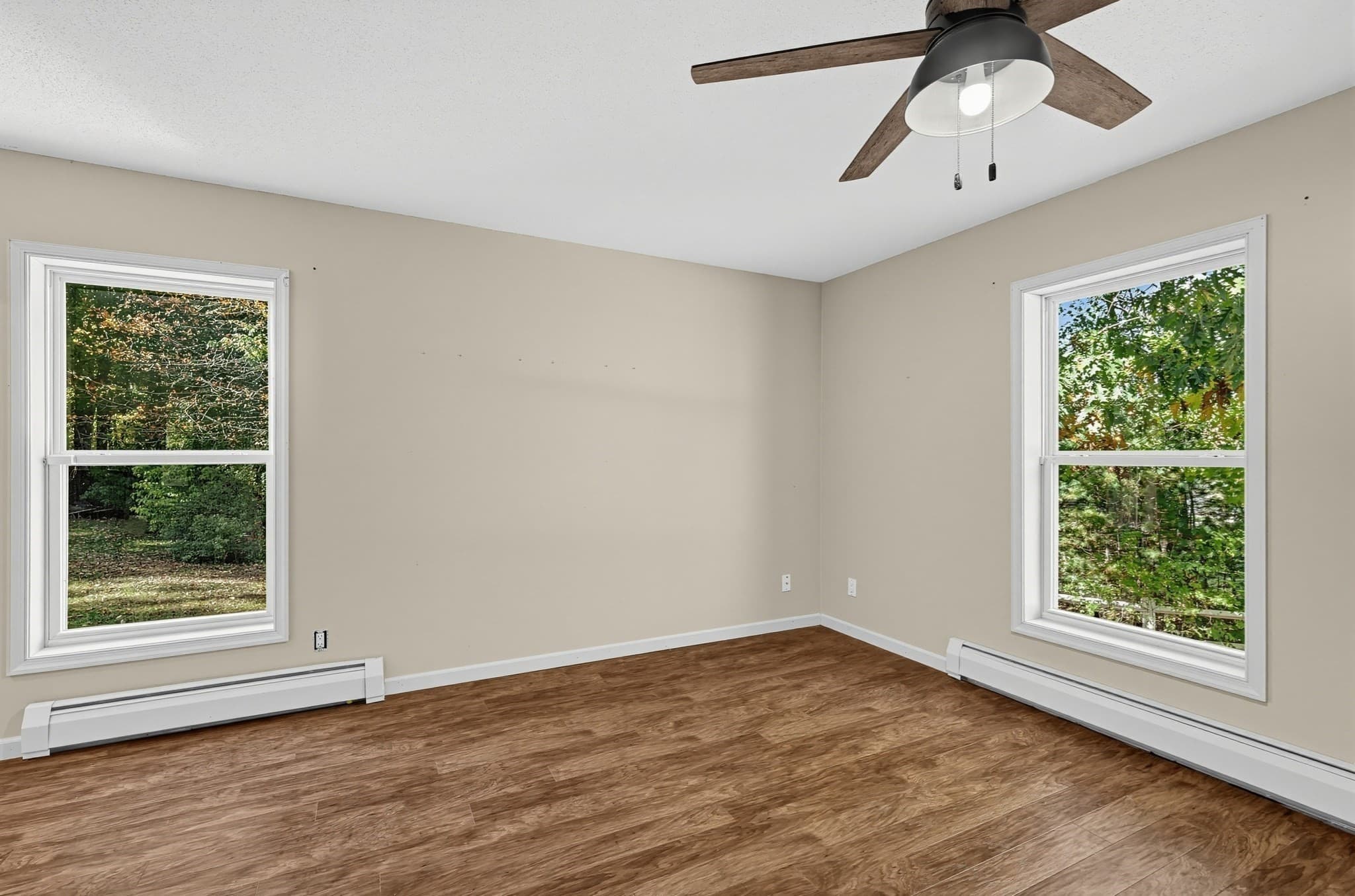 Single Family Residence at 305 Wren St, Taunton MA 02718, photo 11 of 39