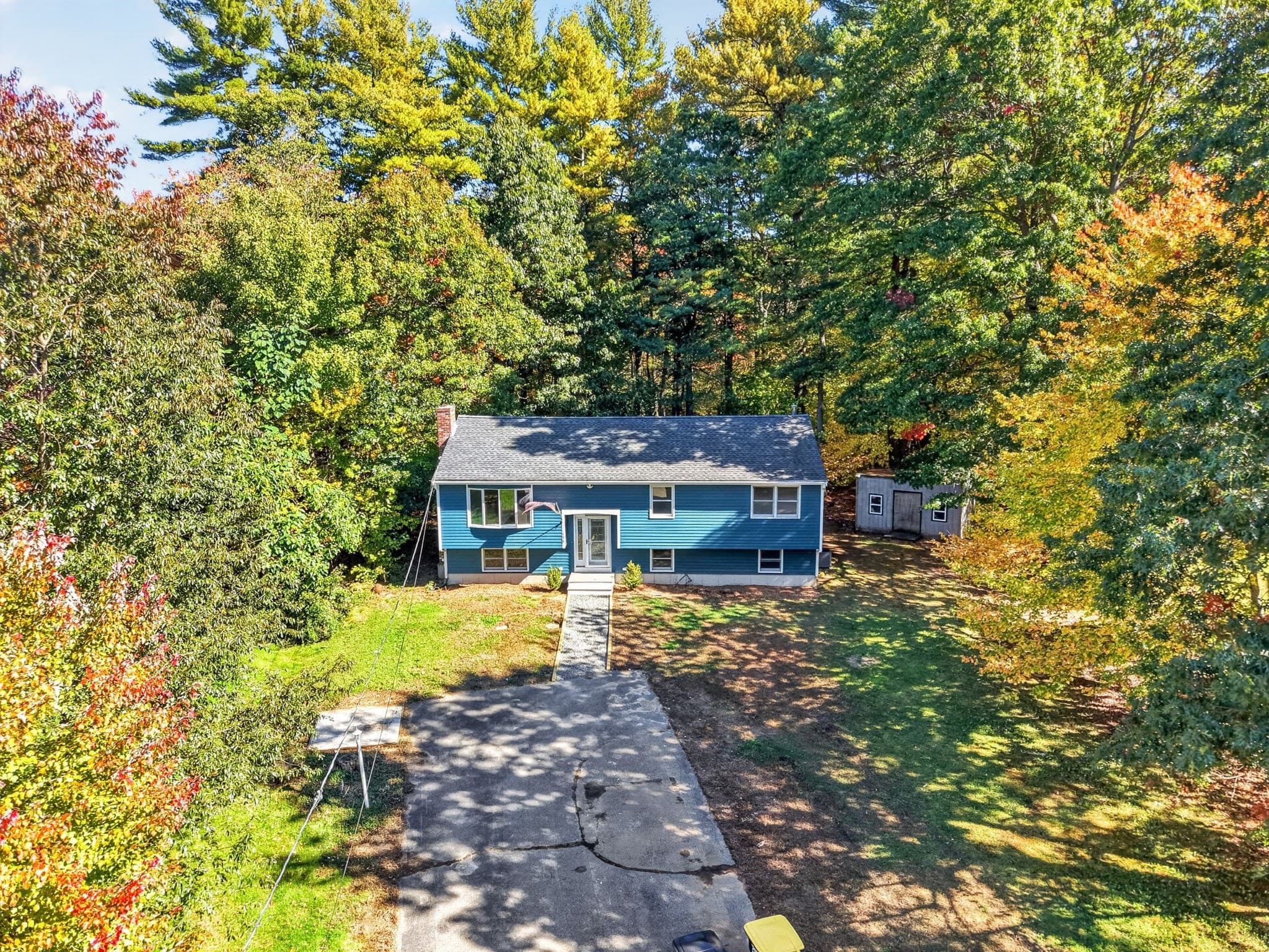 Single Family Residence at 120 Appletree Cir, Bridgewater MA 02324, photo 3 of 42