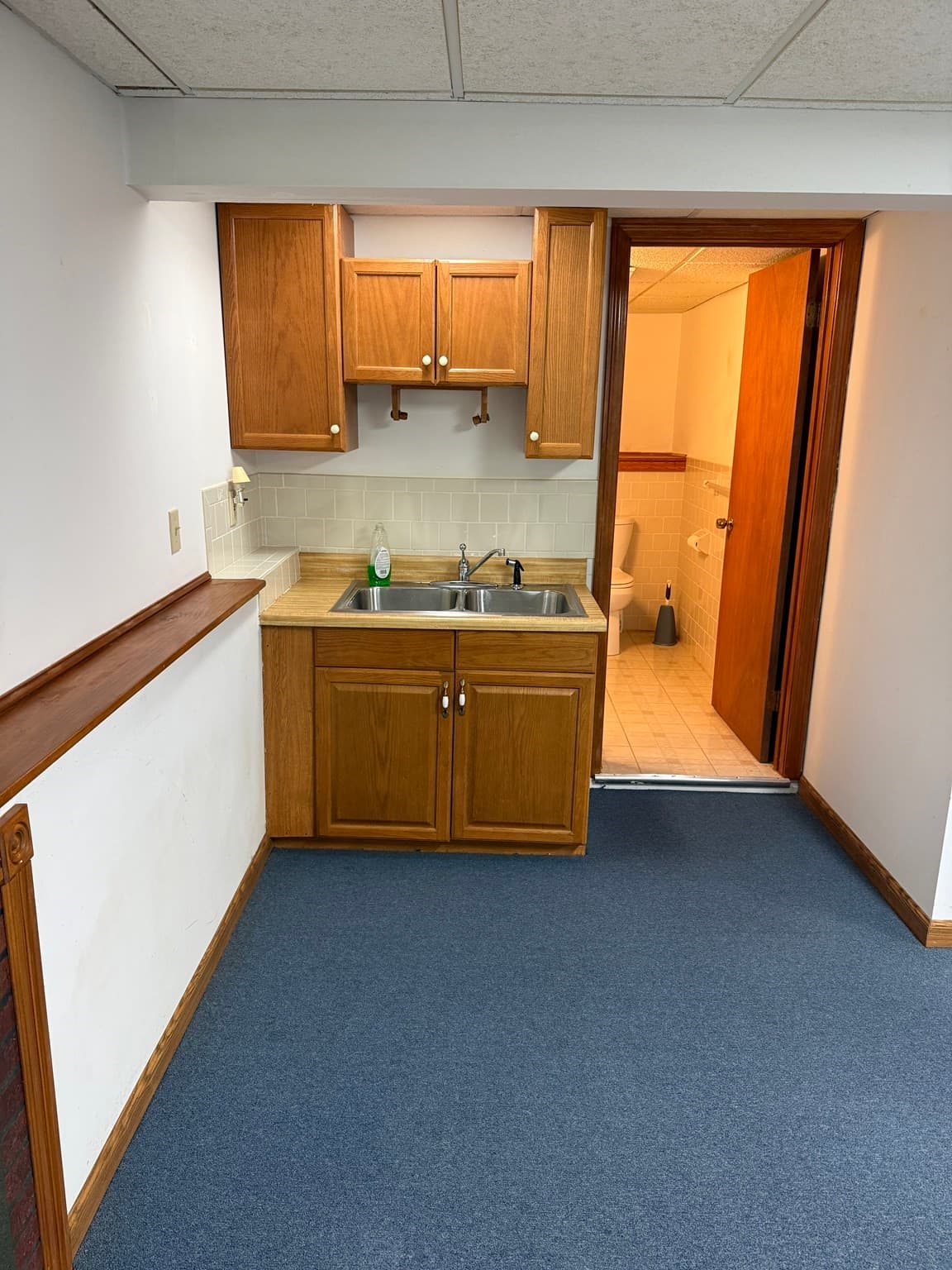Single Family Residence at 6 Golf Street, Dartmouth MA 02747, photo 11 of 12