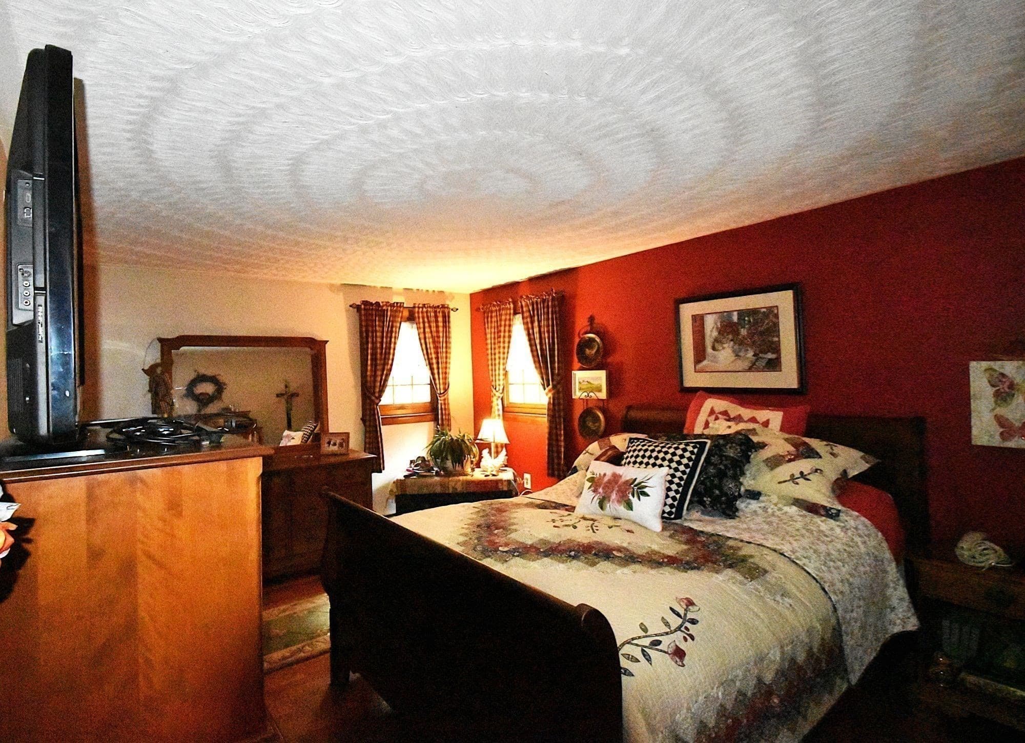 Single Family Residence at 17 Wedgewood Ln, Millbury MA 01527, photo 18 of 38