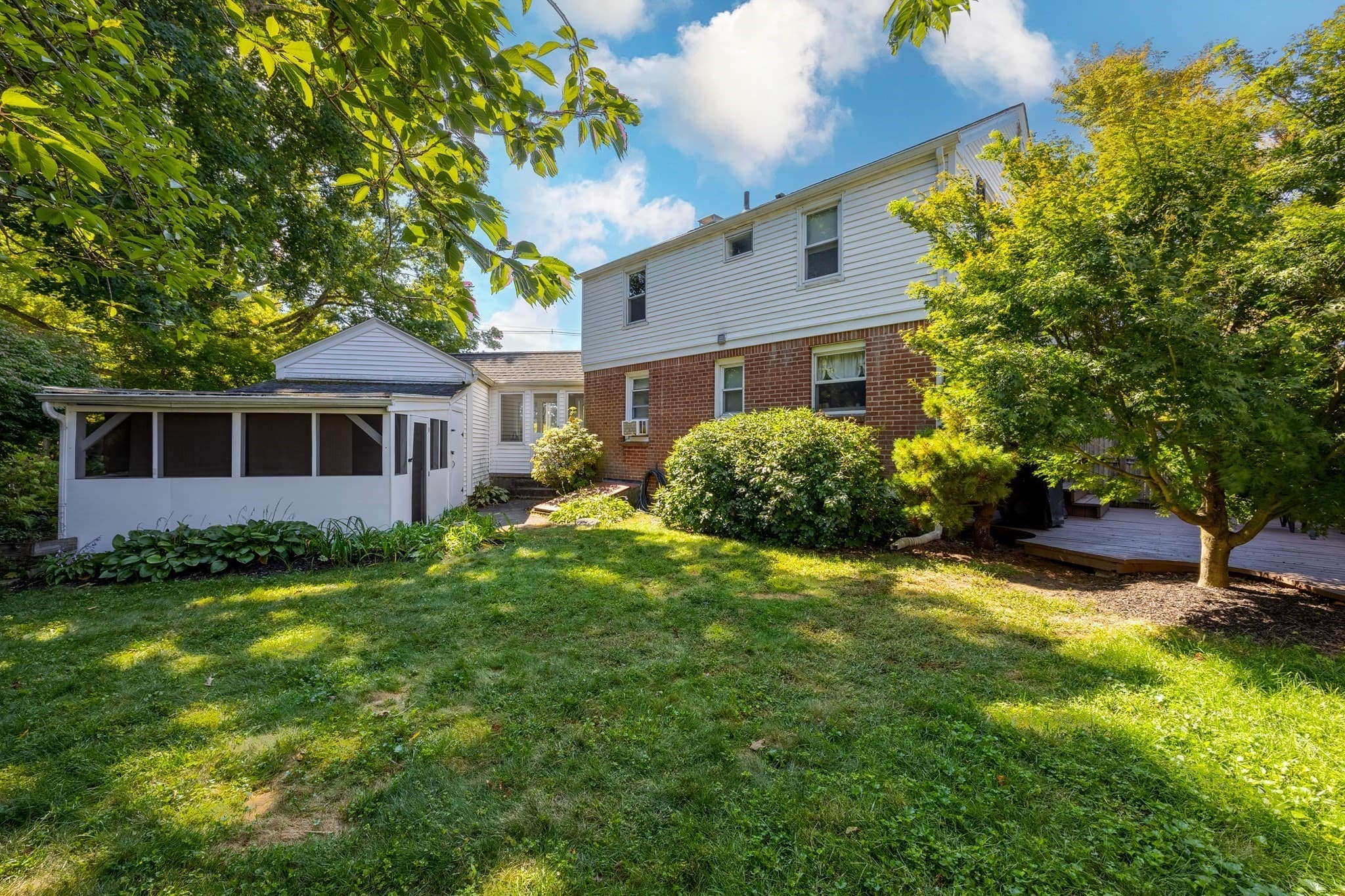 Single Family Residence at 1 Lexington St, South Hadley MA 01075, photo 7 of 40