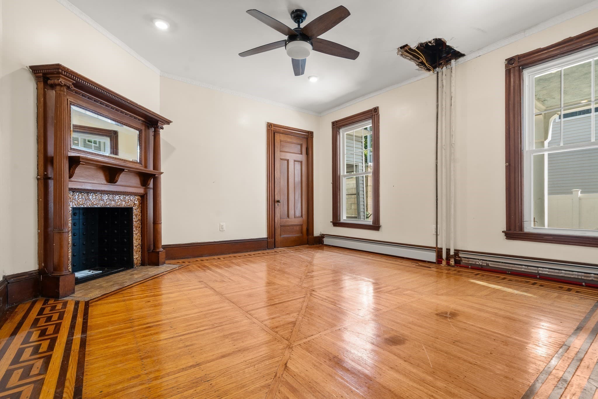 Single Family Residence at 26 Lawrence Ave, Boston MA 02121, photo 5 of 40