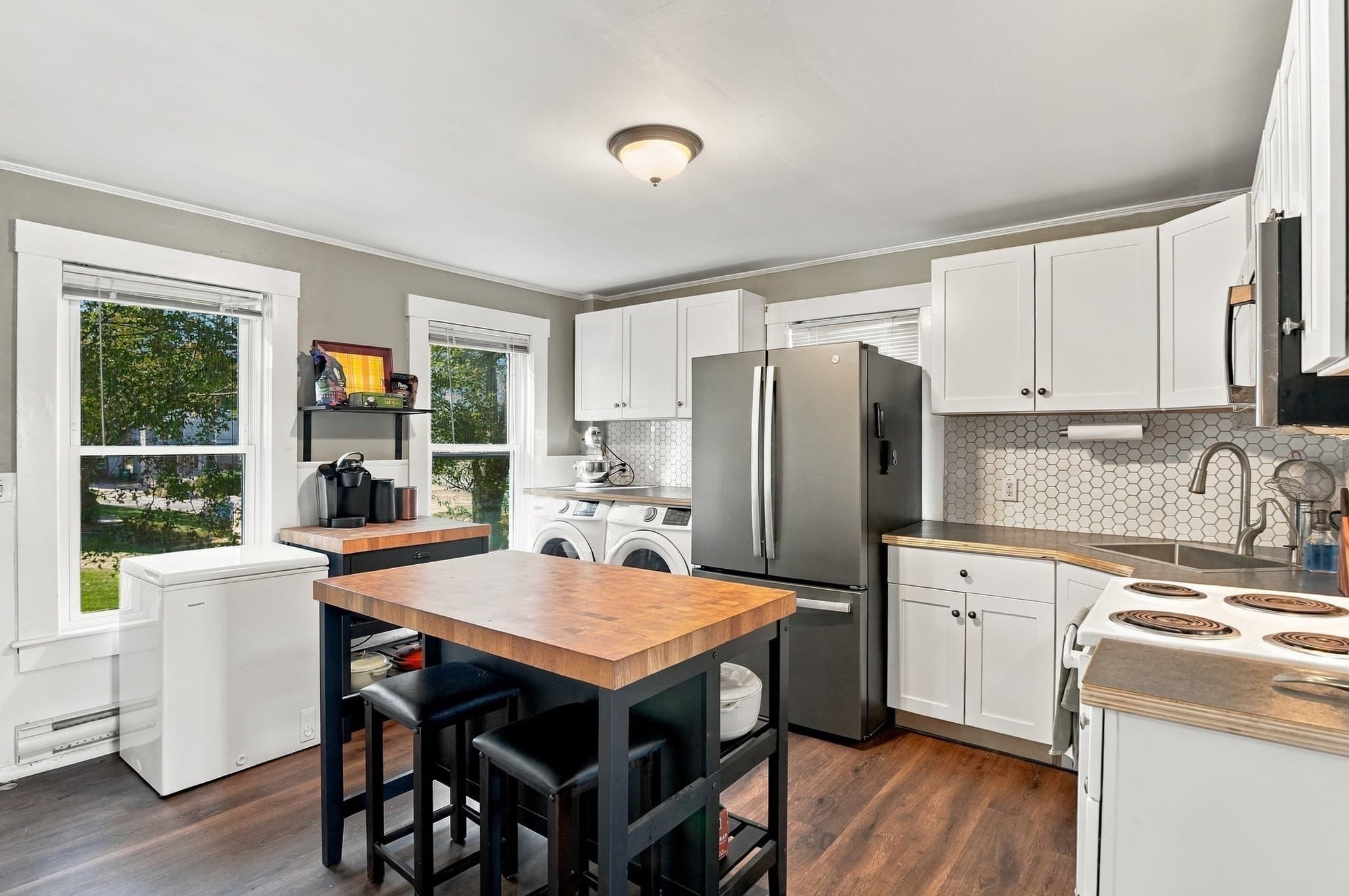 2 Family - 2 Units Up/Down at 11 Front Street, Clinton MA 01510, photo 16 of 27