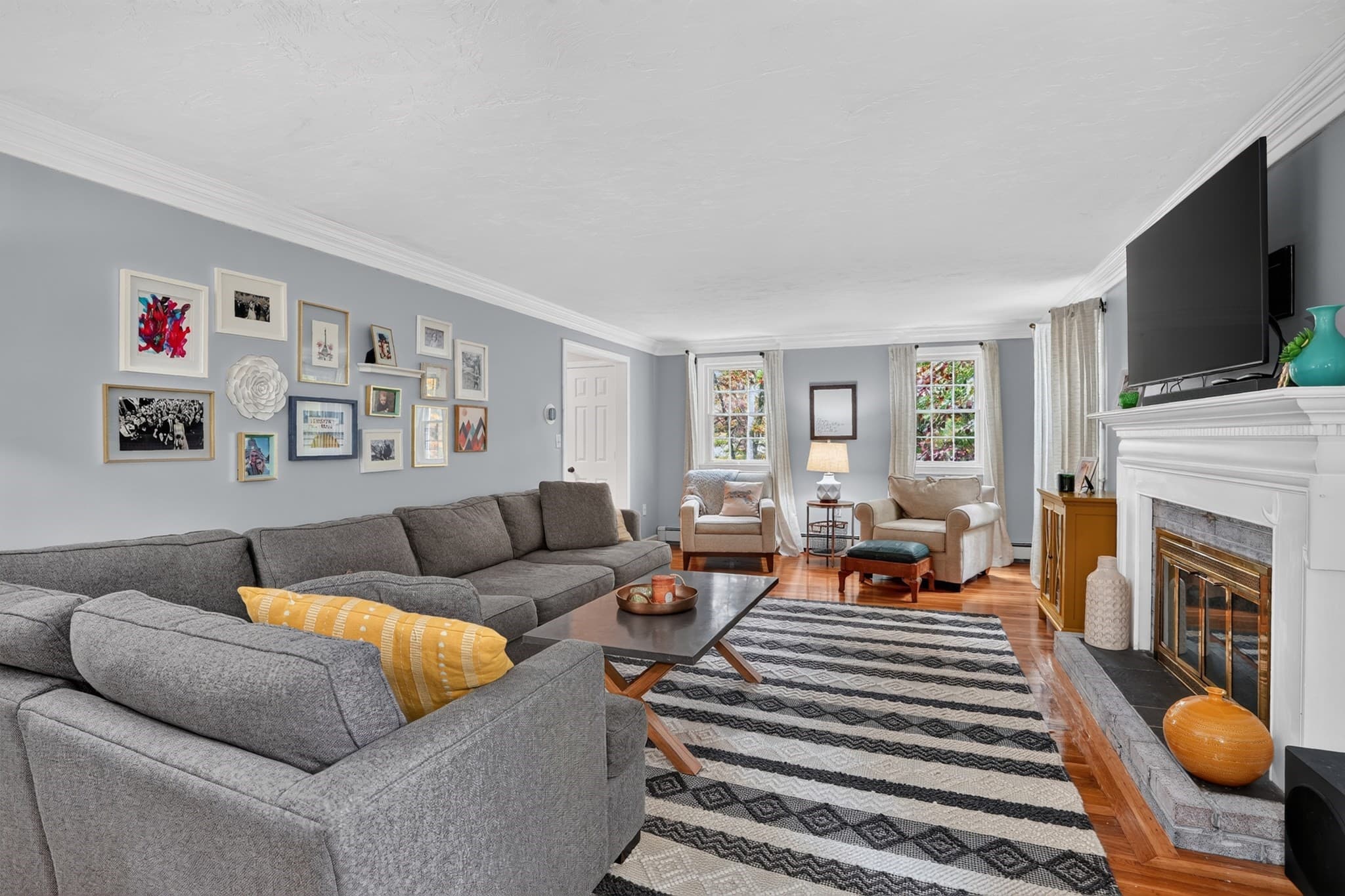 Single Family Residence at 18 Coolidge Cir, Northborough MA 01532, photo 6 of 35