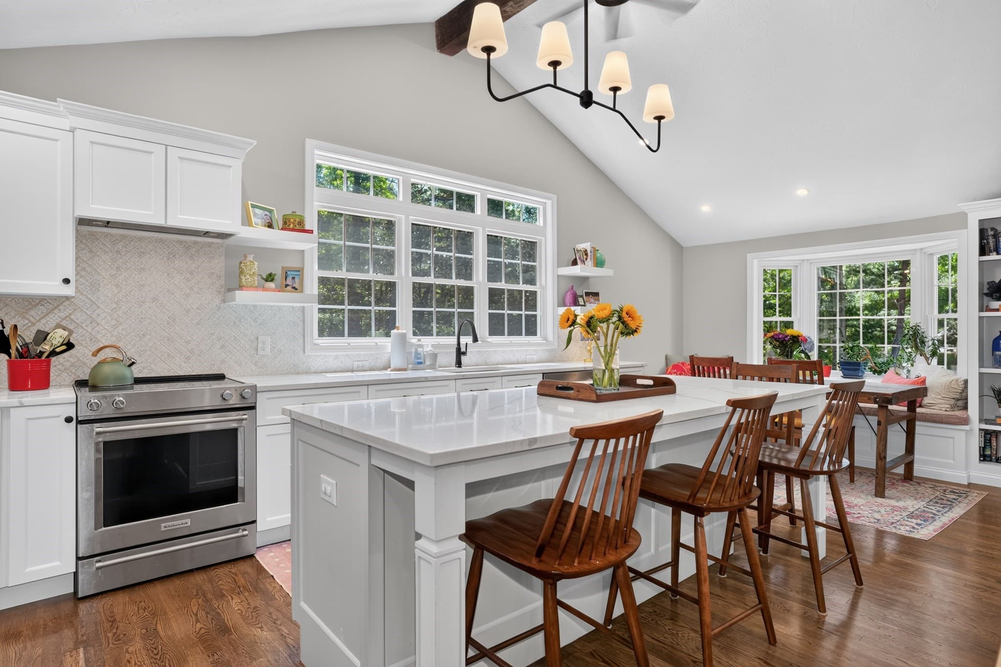 Single Family Residence at 18 Coolidge Cir, Northborough MA 01532, photo 9 of 35