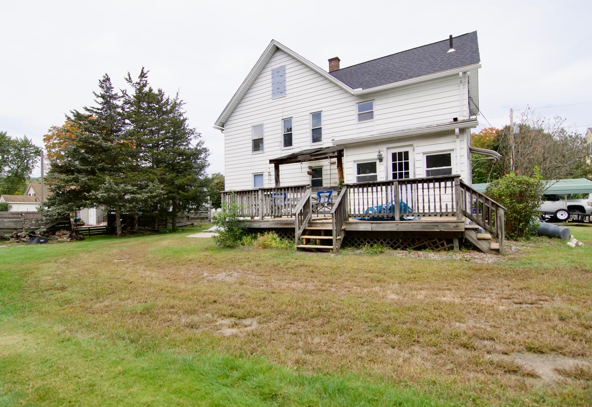 Single Family Residence at 1016 Chestnut St., Palmer MA 01069, photo 2 of 42