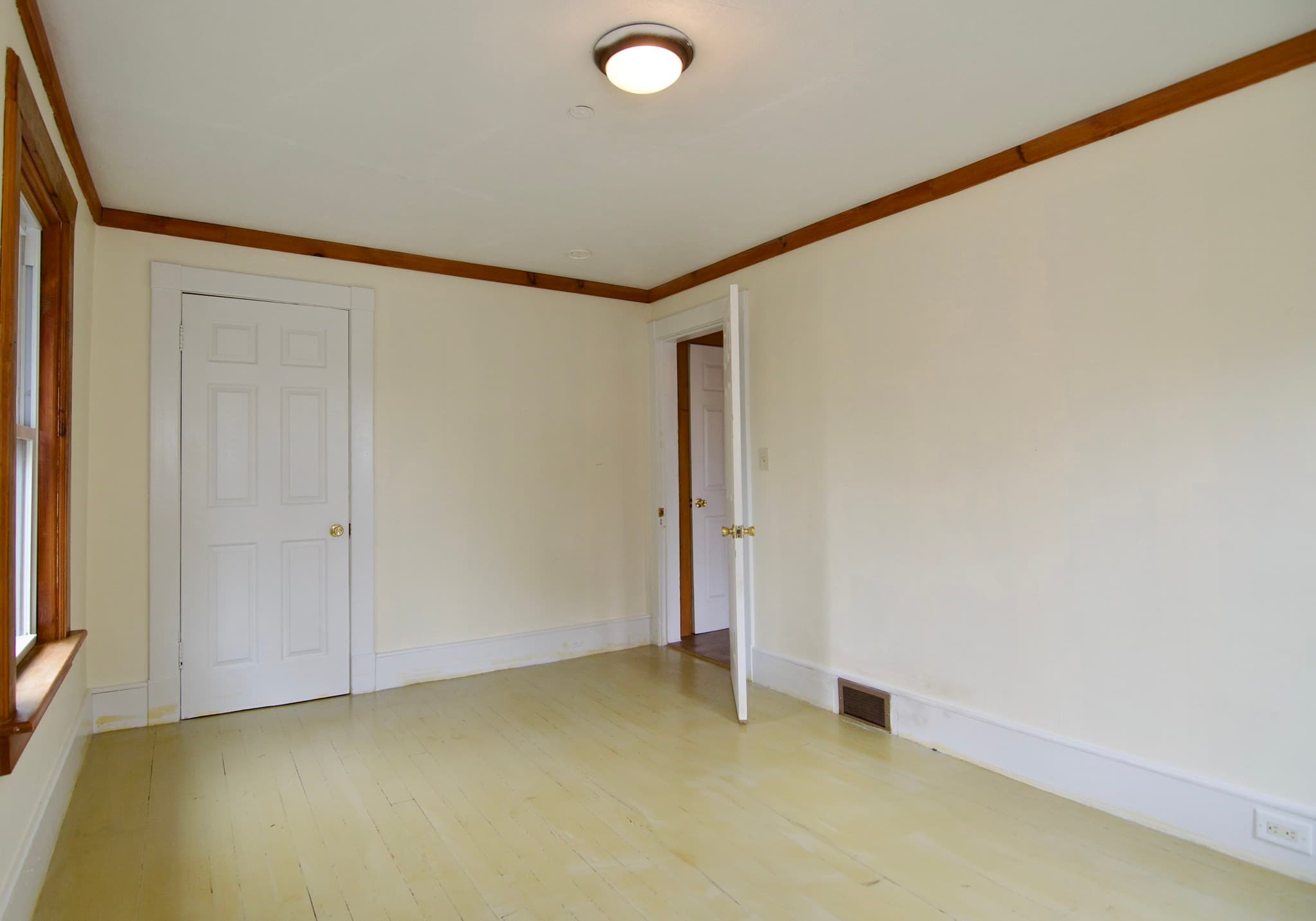 Single Family Residence at 1016 Chestnut St., Palmer MA 01069, photo 24 of 42