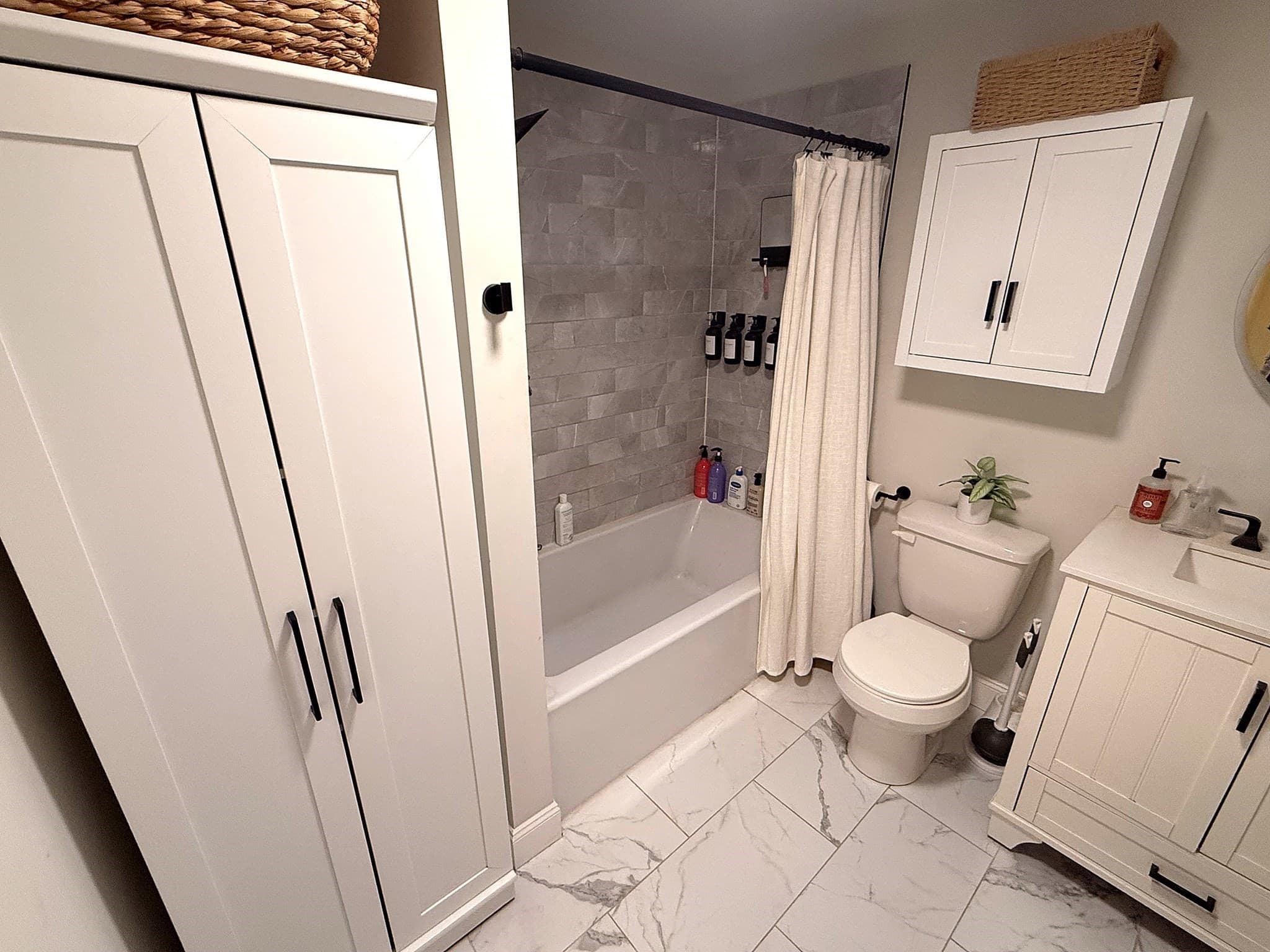 Single Family Residence at 288 Sanford Rd, Westport MA 02790, photo 12 of 26