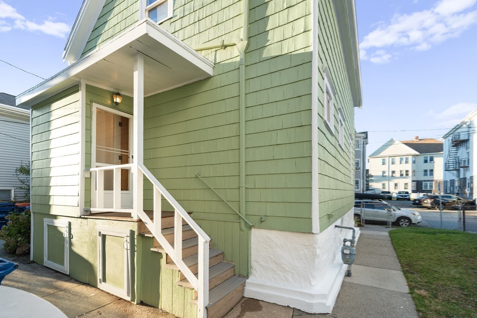 Single Family Residence at 260 Phillips Ave, New Bedford MA 02746, photo 31 of 34