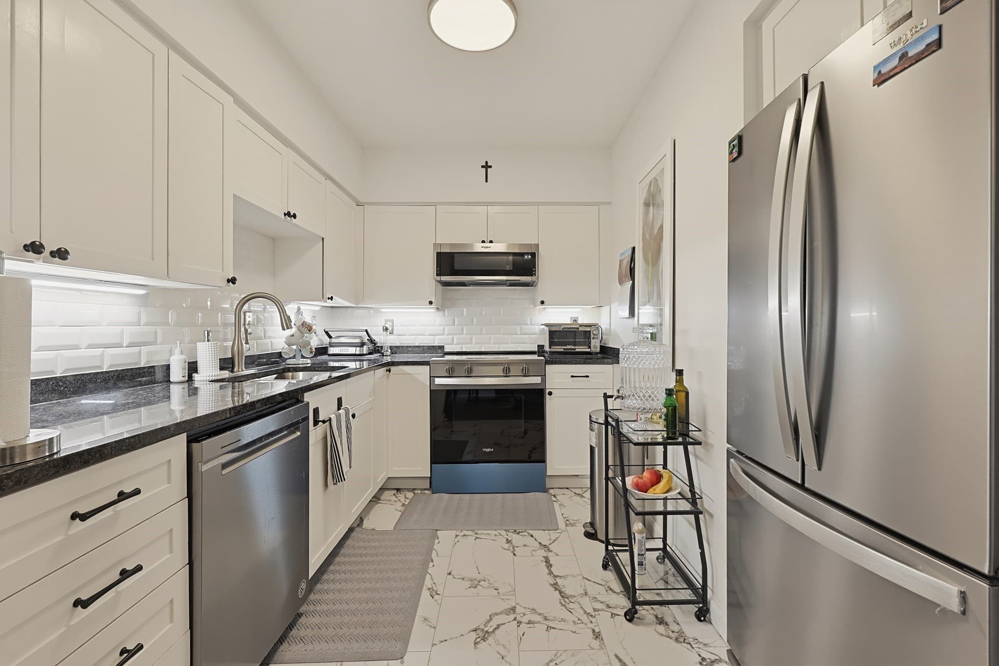 Condominium at 421 Neponset St # B, Norwood MA 02062, photo 3 of 31