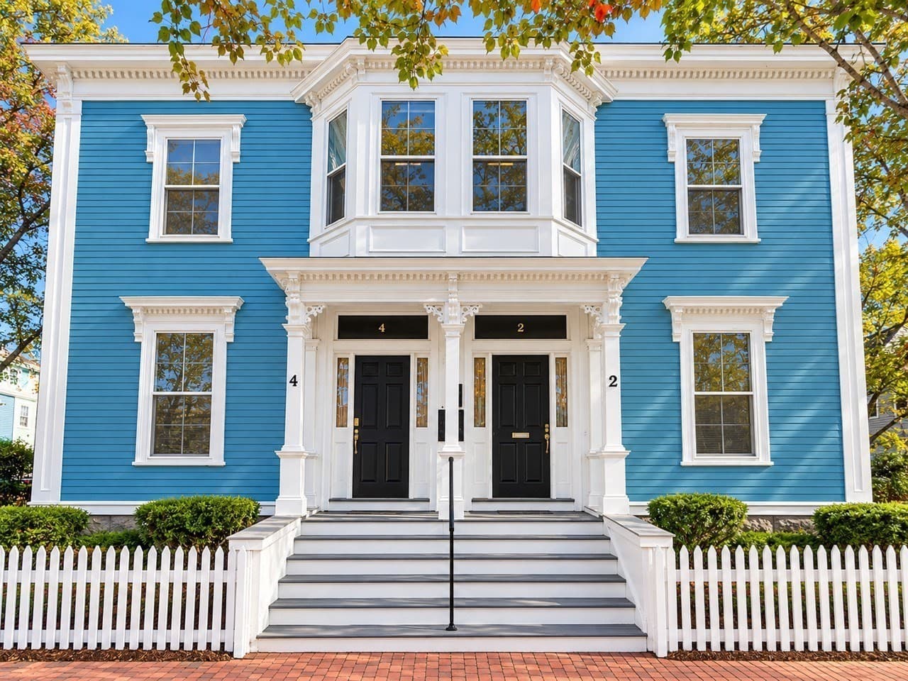 2-4 Saunders St, Salem MA 01970
