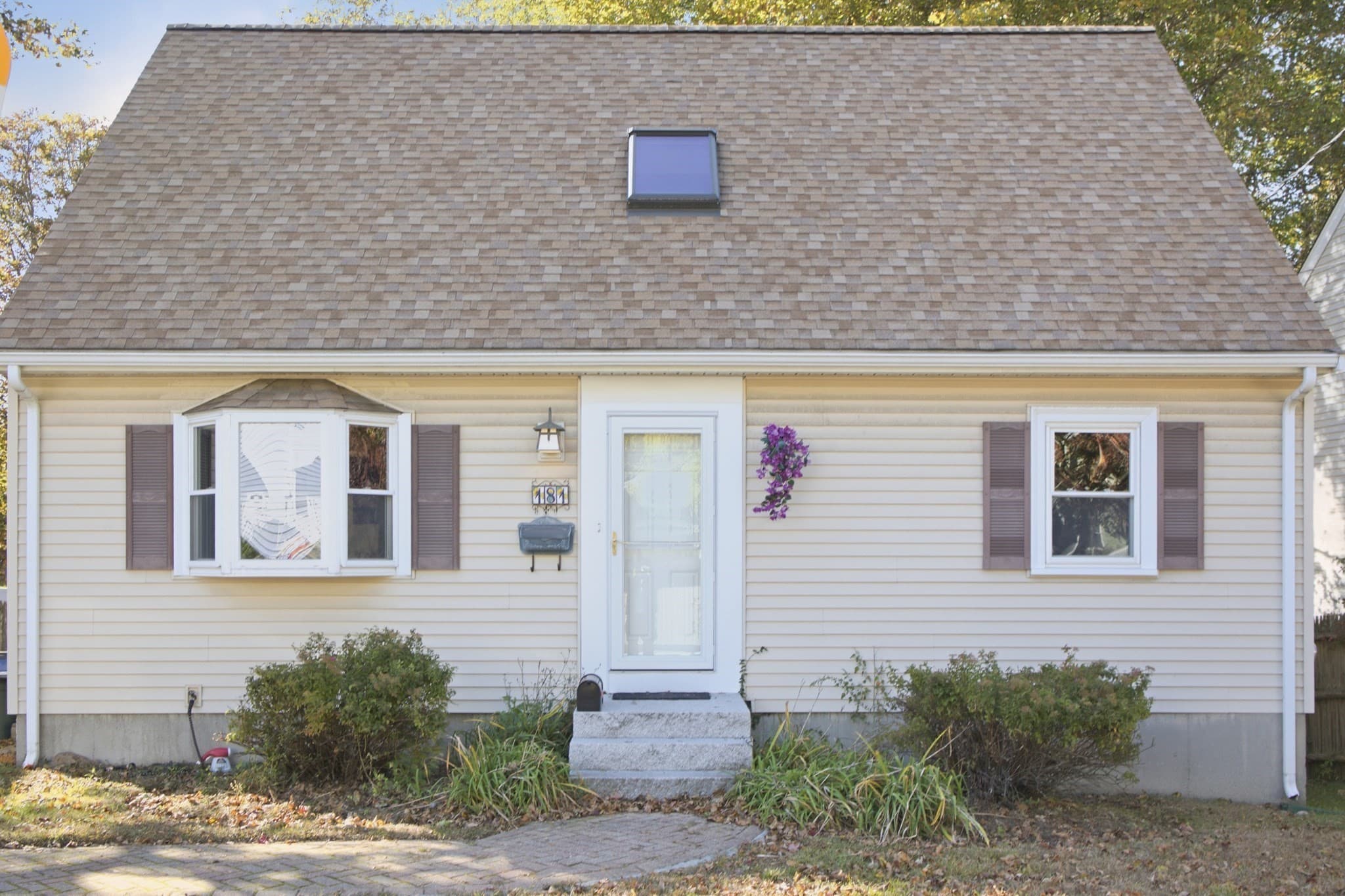 Single Family Residence at 181 West St, Quincy MA 02169, photo 2 of 20